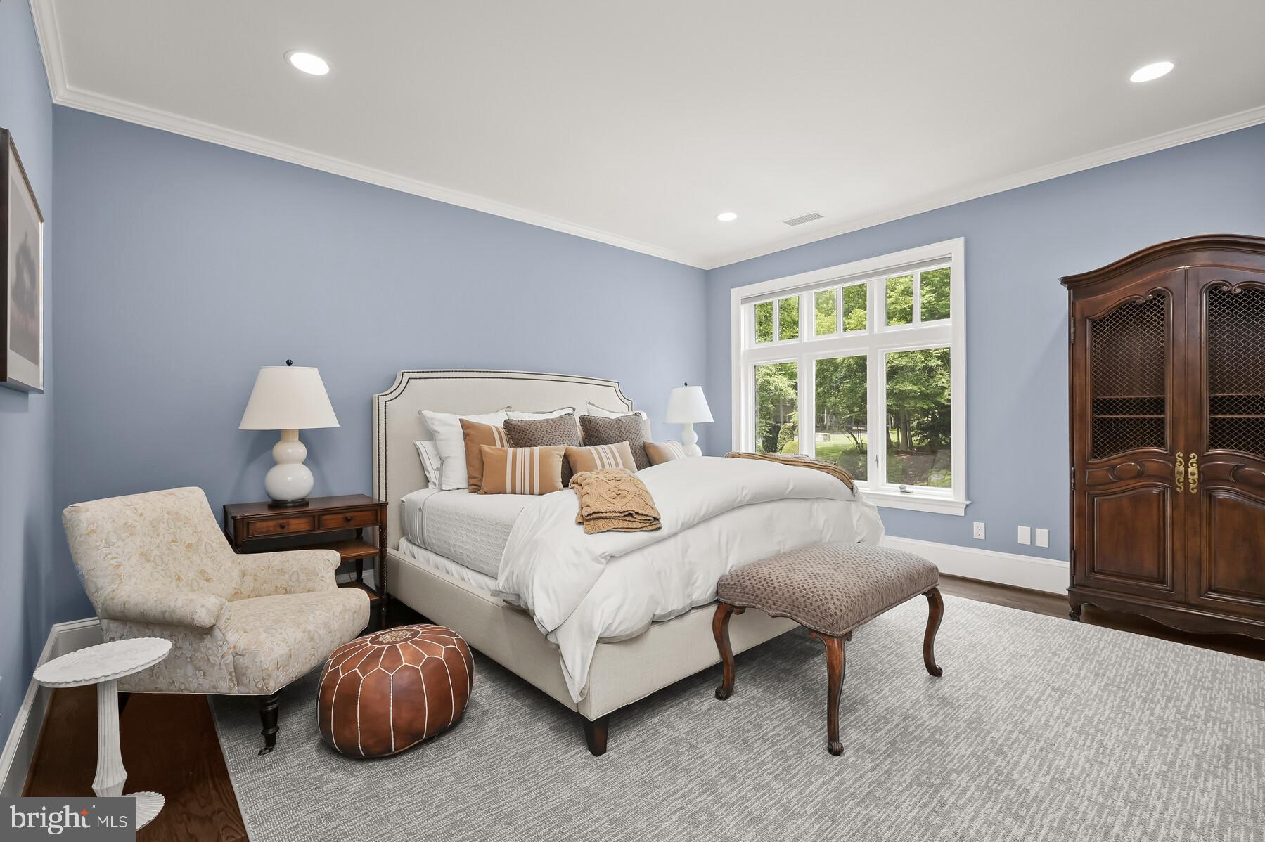 POTOMAC VILLAGE - Residential