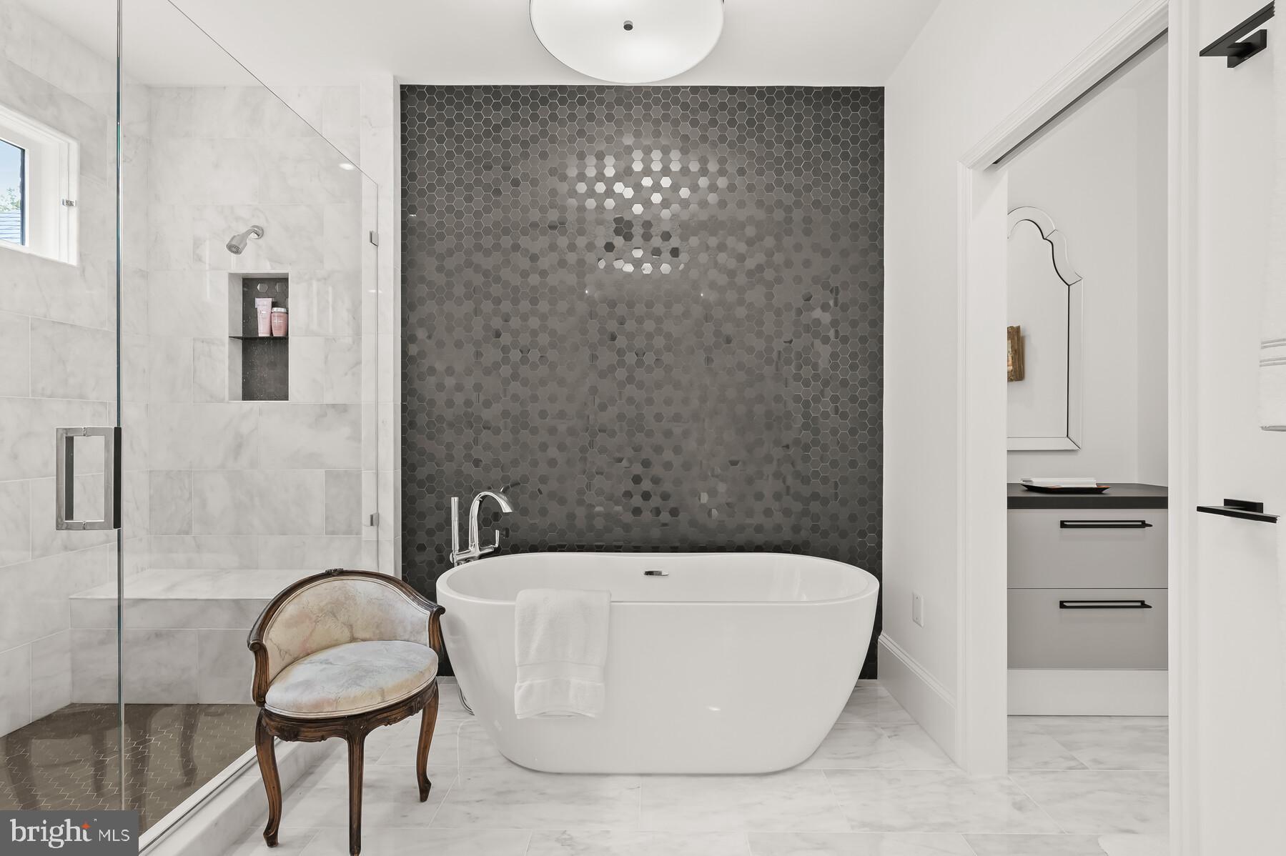 POTOMAC VILLAGE - Residential