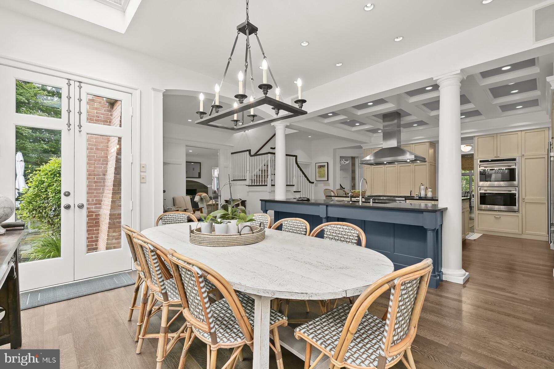 POTOMAC VILLAGE - Residential