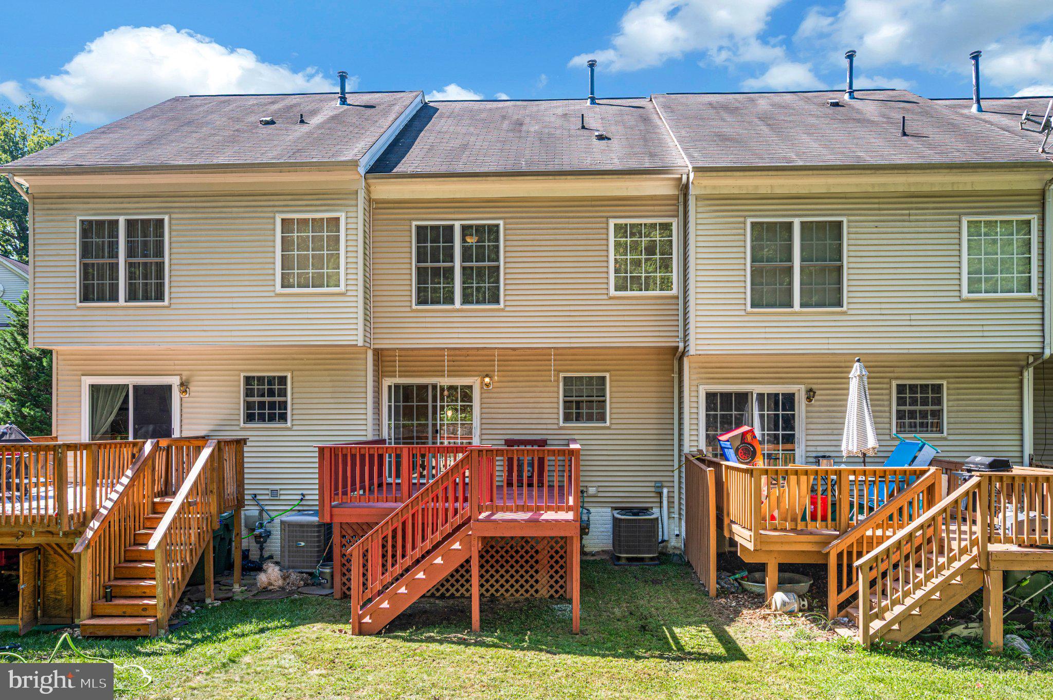 605 GALWAY LANE