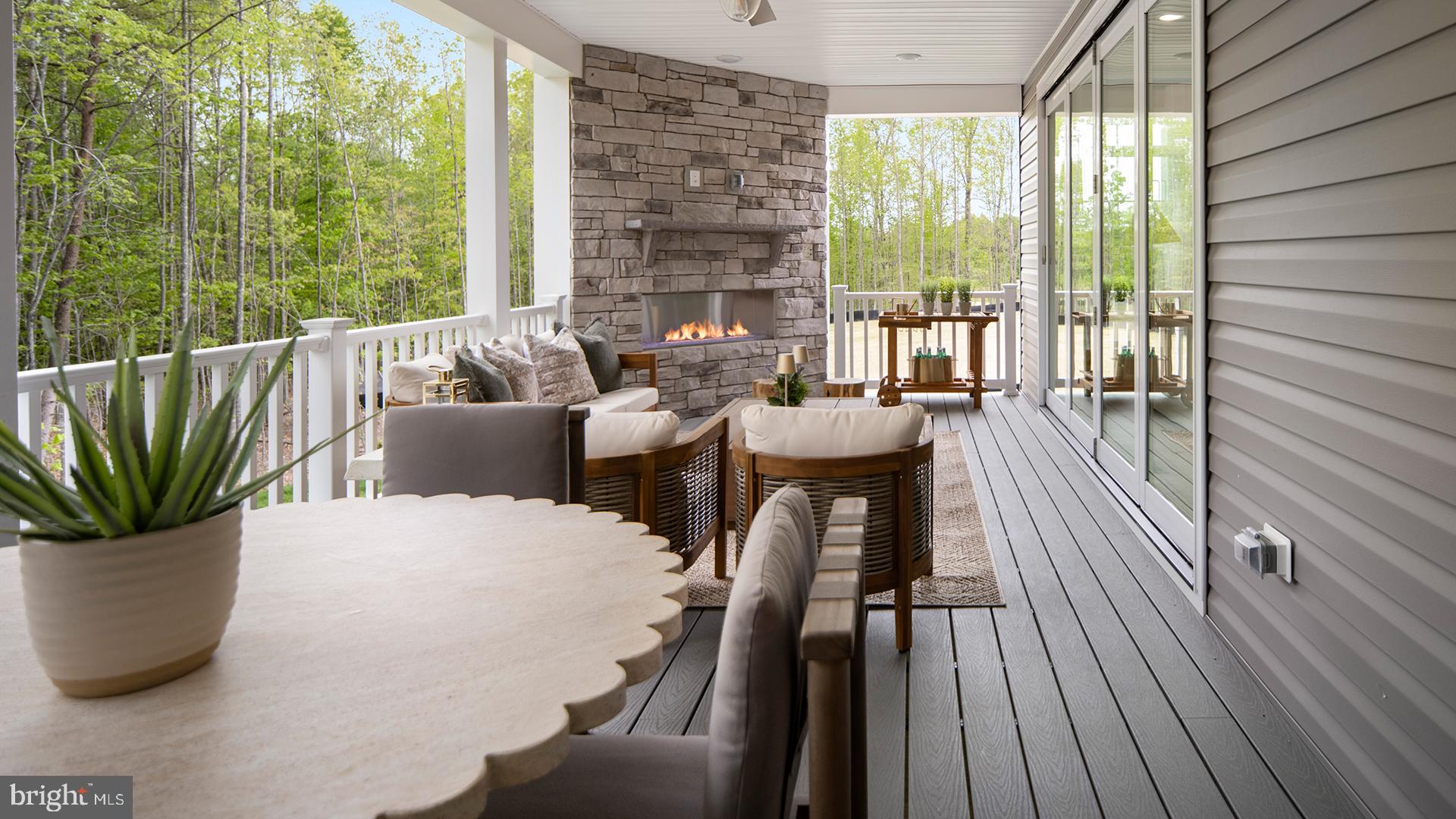 QUARTER BRANCH - Residential