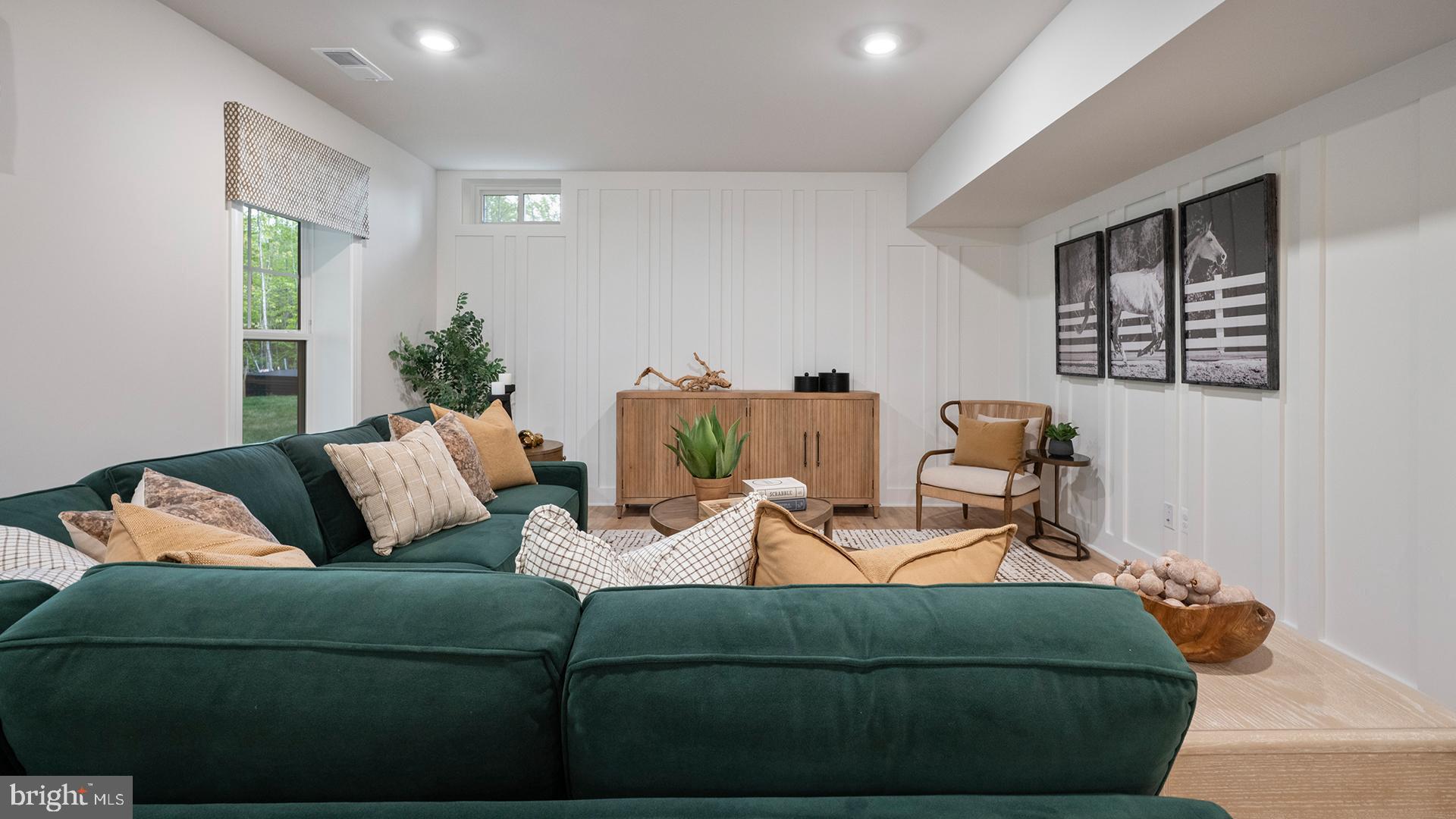 QUARTER BRANCH - Residential