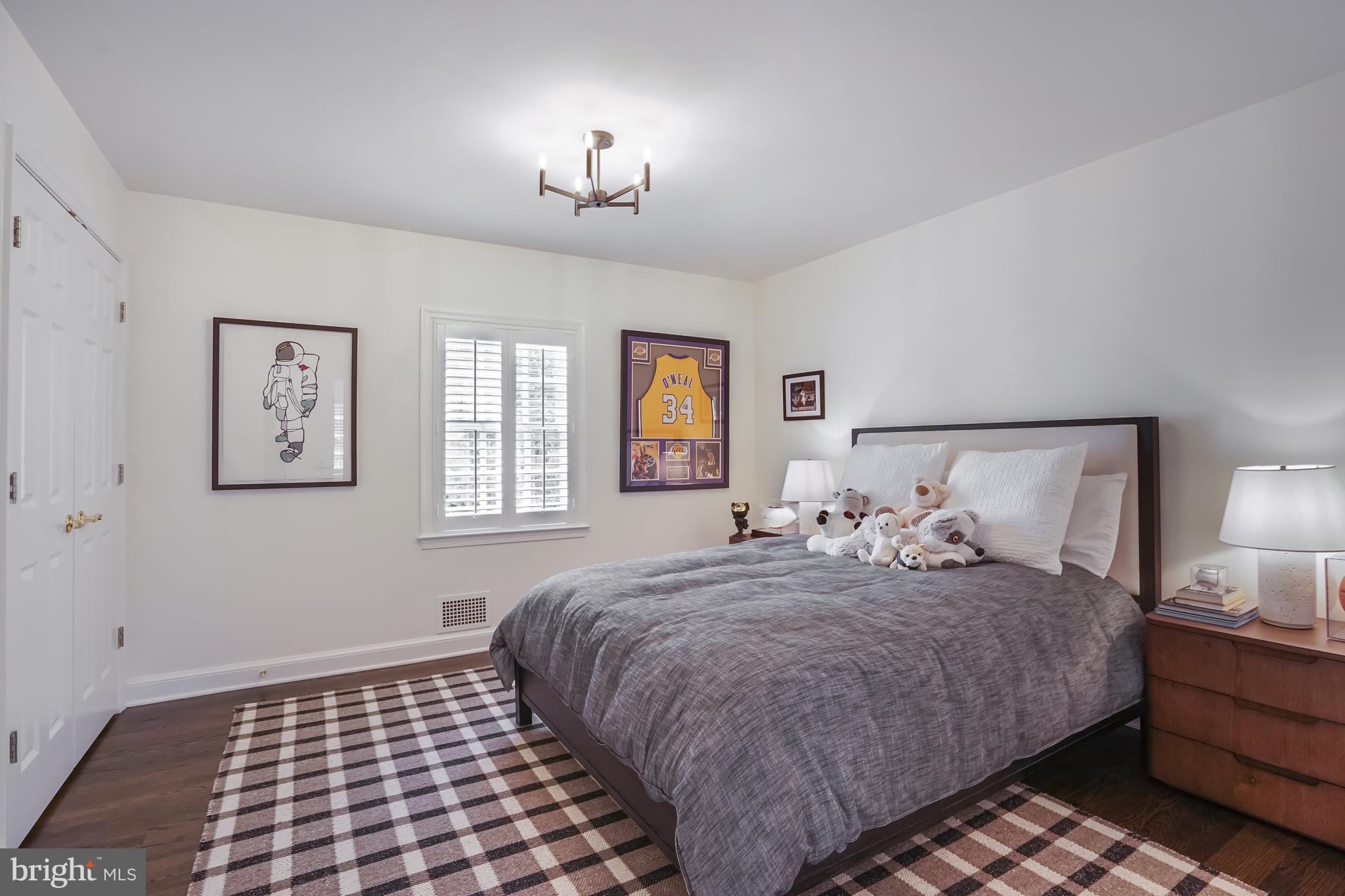 WESTMORELAND HILLS - Residential