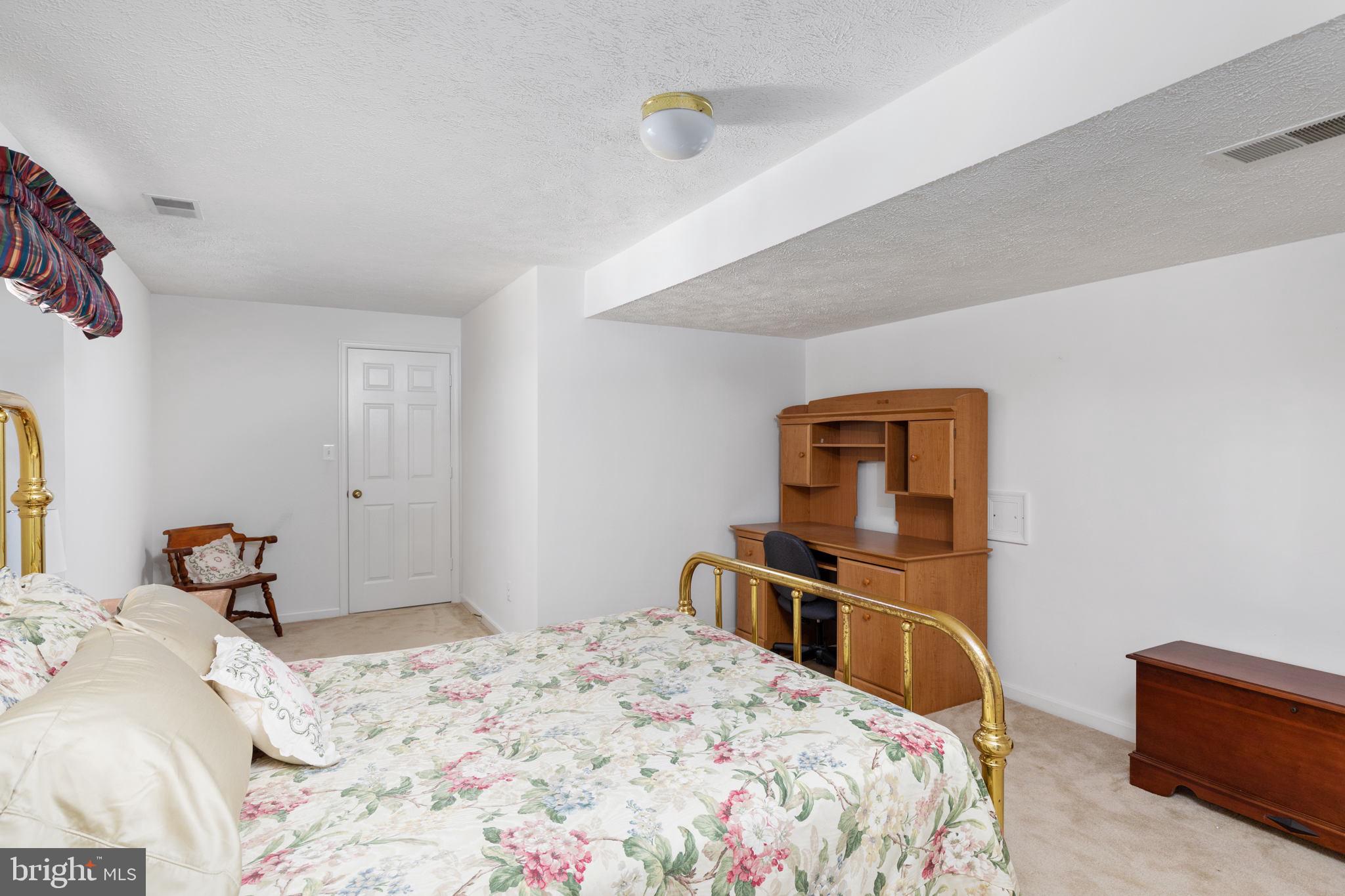 KINCAID FOREST - Residential