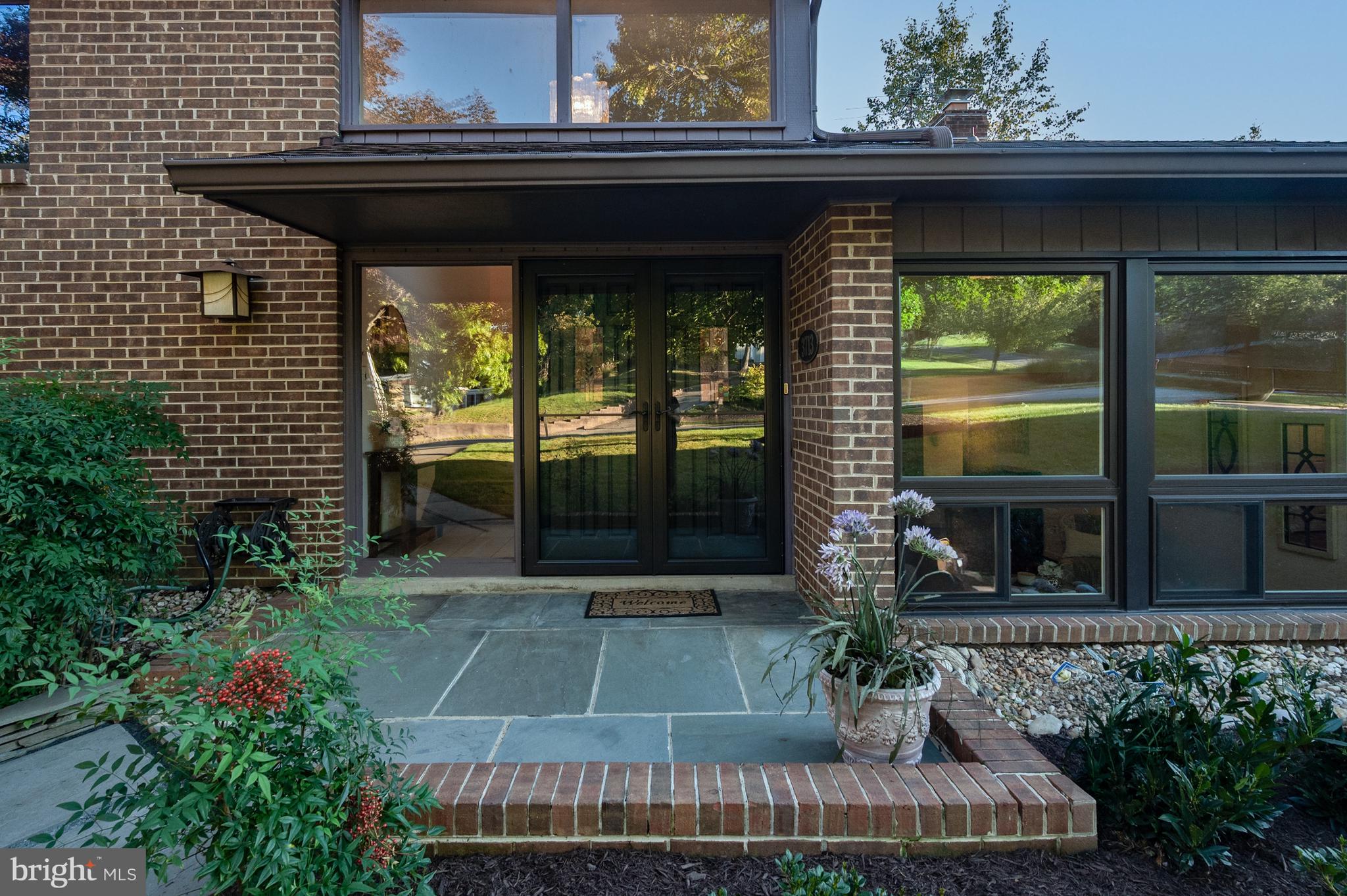 3713 FORT HILL DRIVE