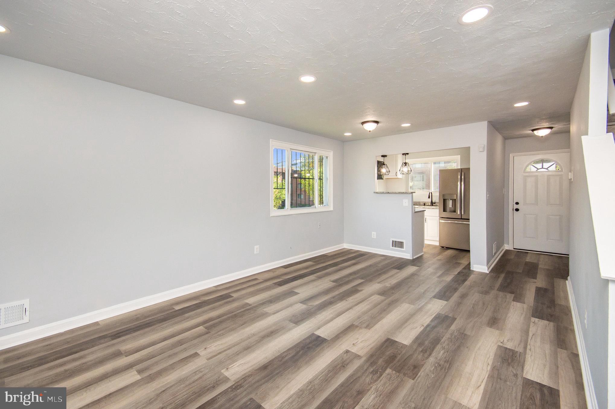 GLASSMANOR - Residential