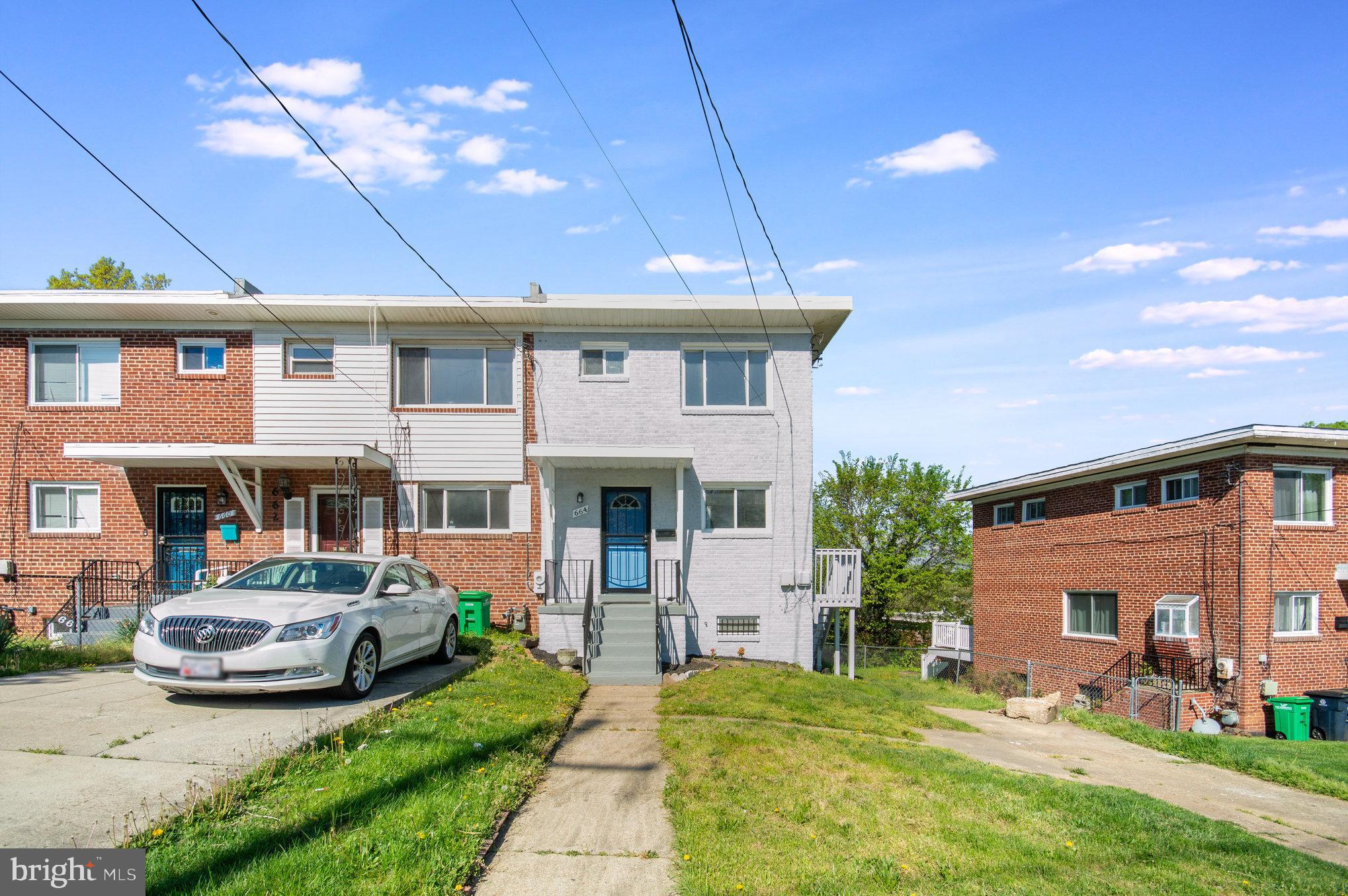 GLASSMANOR - Residential