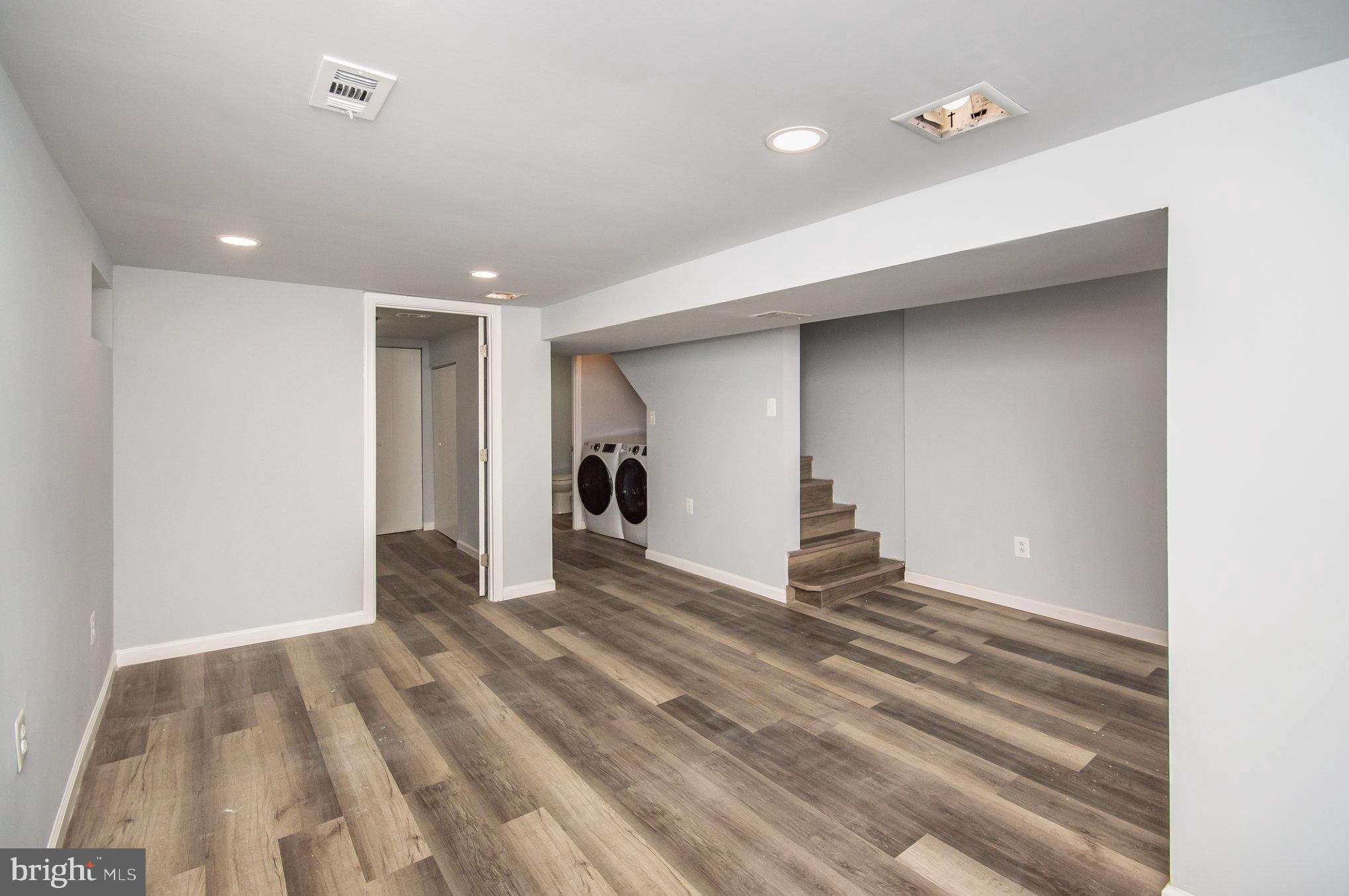 GLASSMANOR - Residential