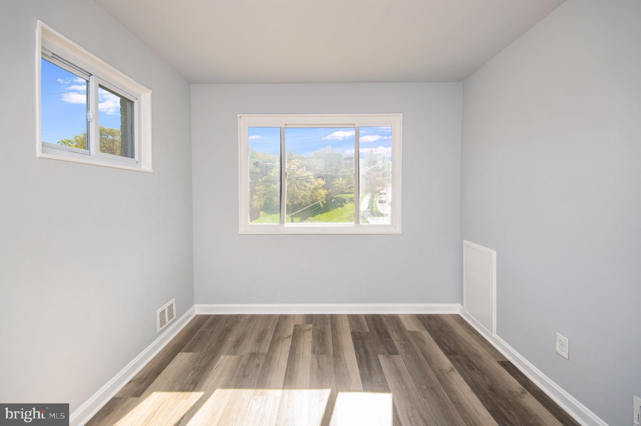 GLASSMANOR - Residential