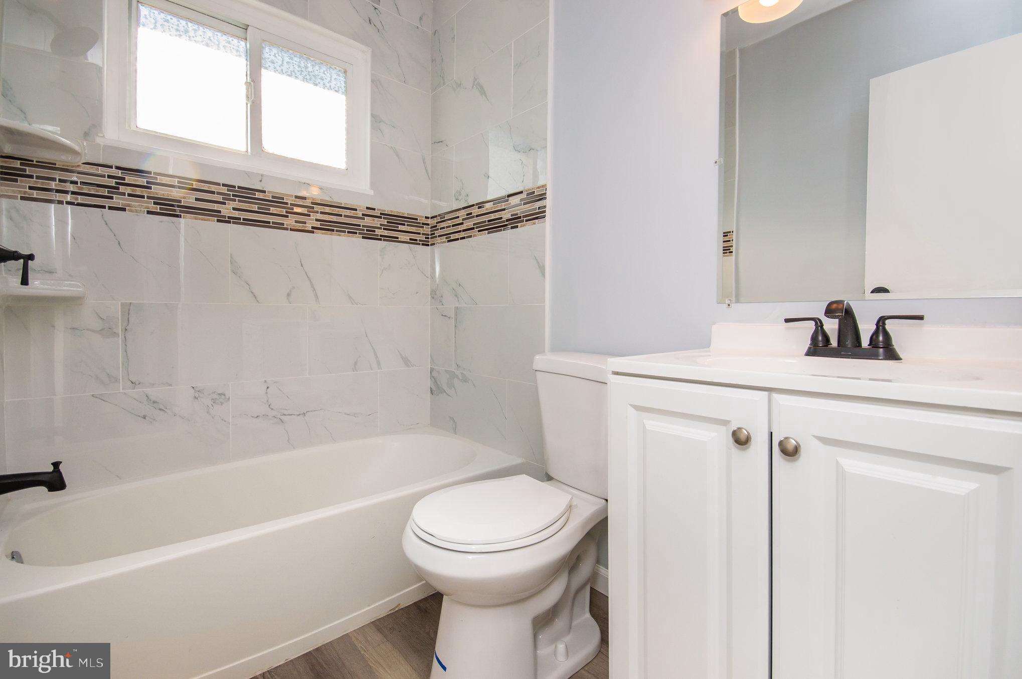 GLASSMANOR - Residential