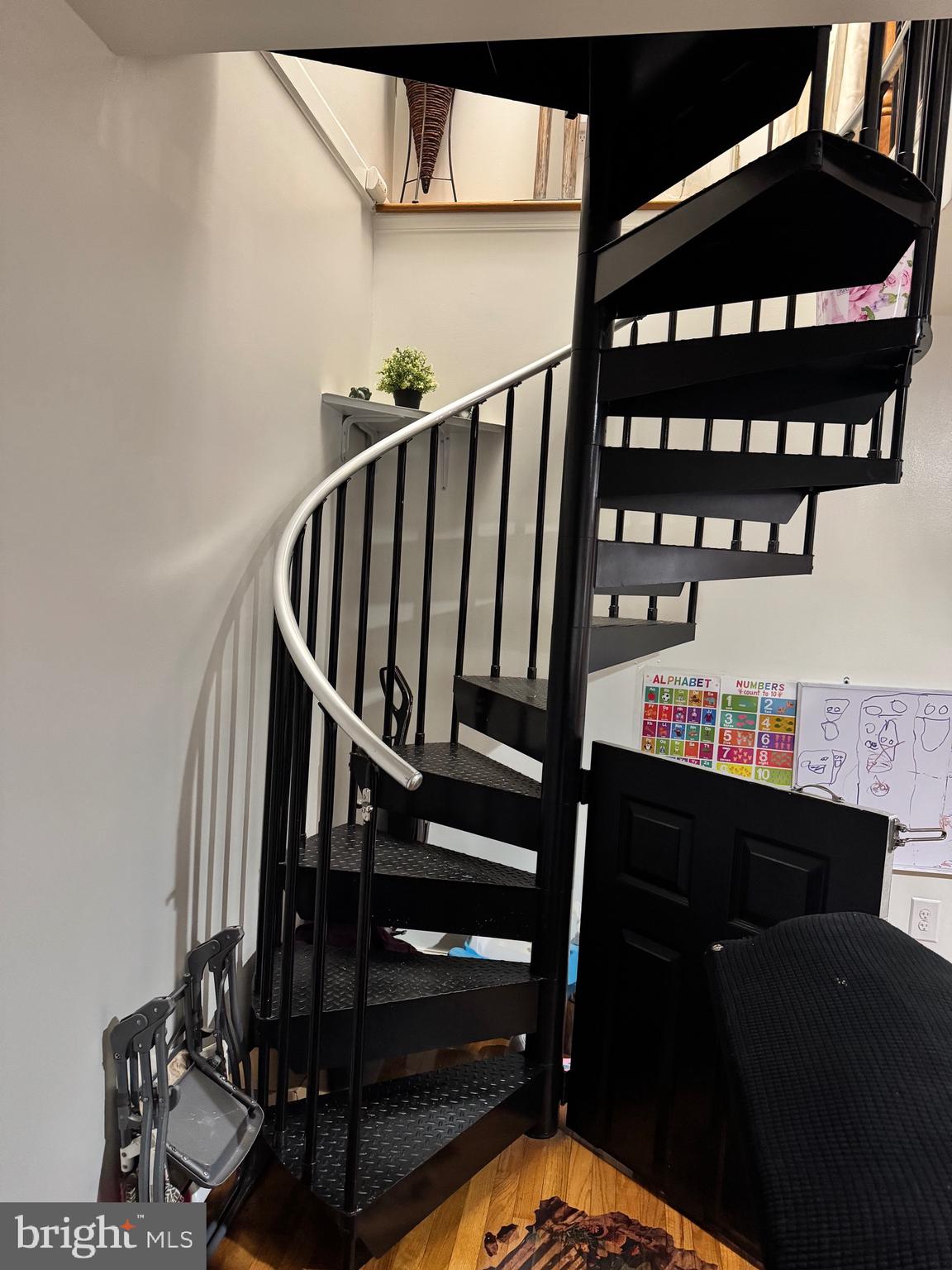 MARKHAM VIEW CONDOMINIUMS - Residential