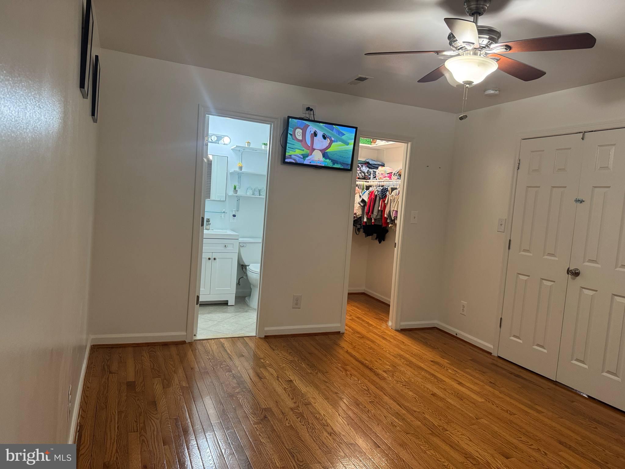 MARKHAM VIEW CONDOMINIUMS - Residential