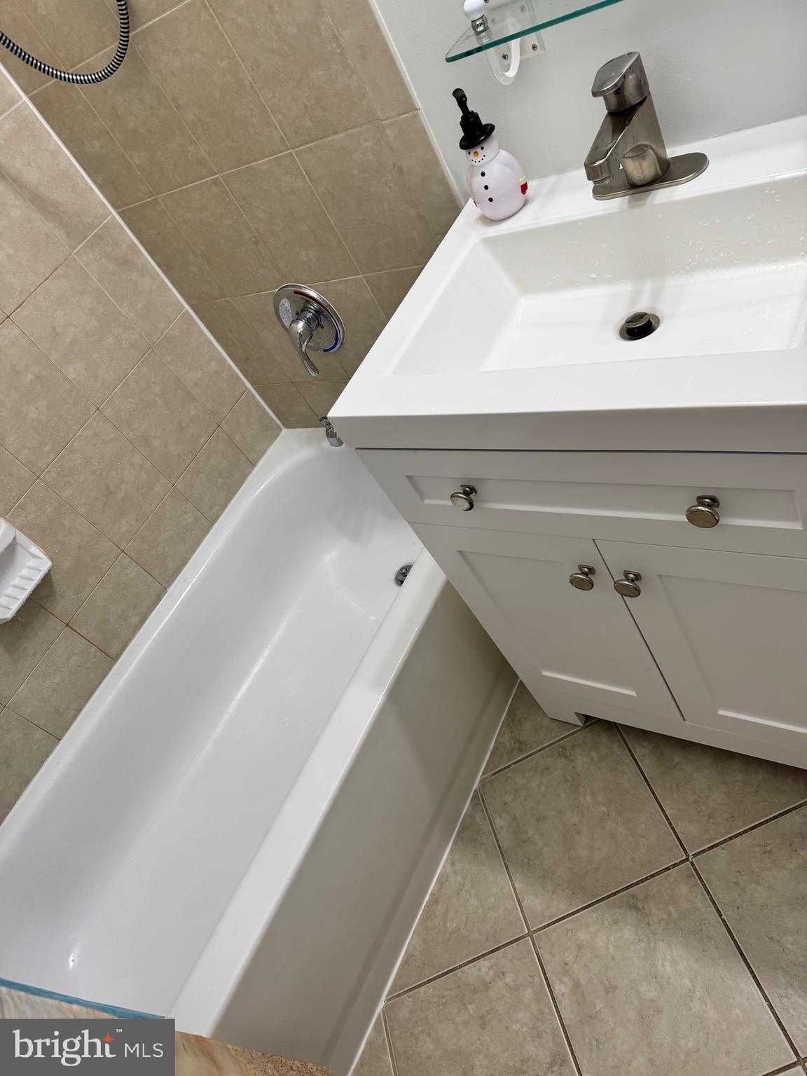 MARKHAM VIEW CONDOMINIUMS - Residential