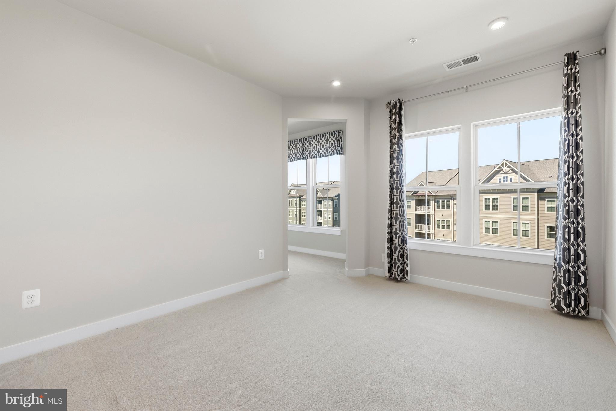 THE WOODLANDS - Residential