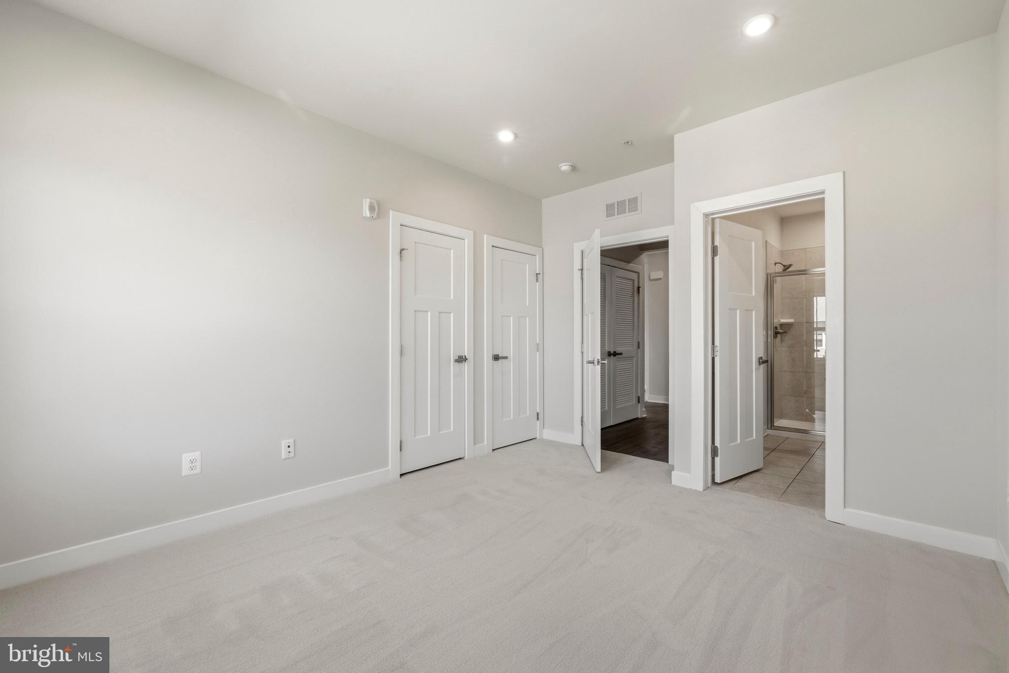 THE WOODLANDS - Residential