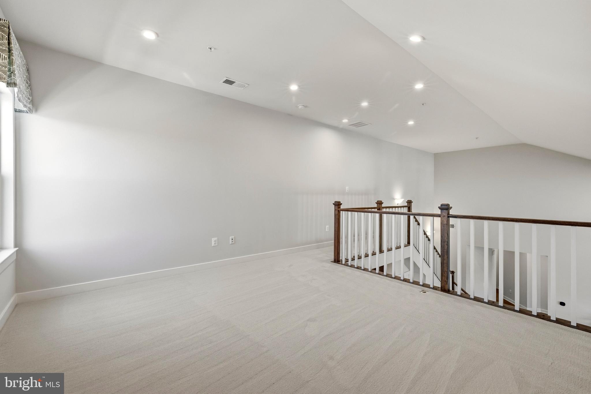 THE WOODLANDS - Residential