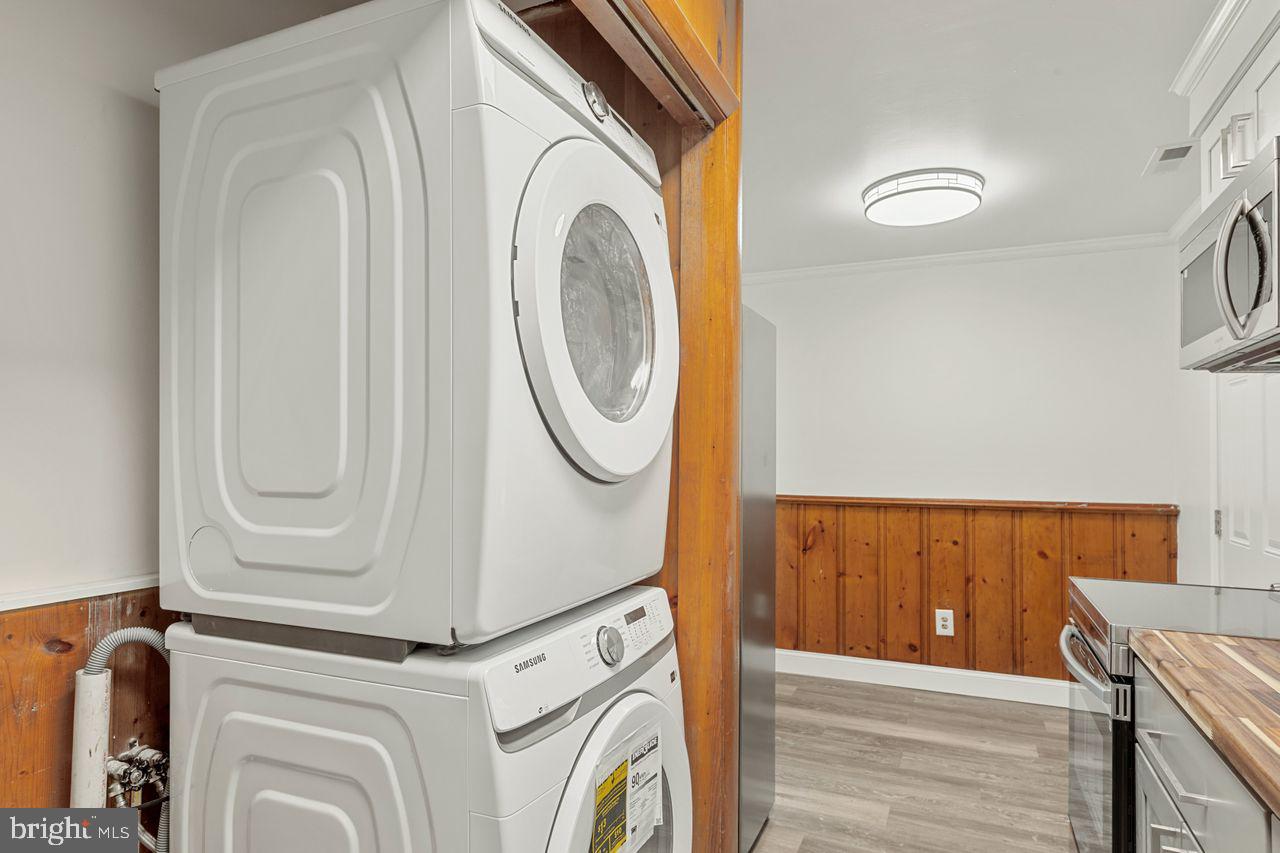 OVERBROOK MANOR - Residential