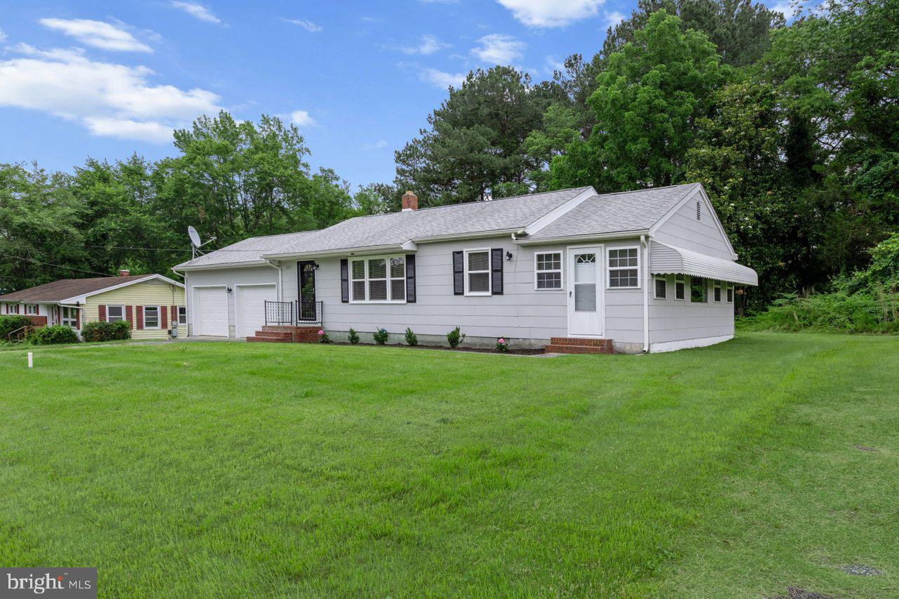 OVERBROOK MANOR - Residential