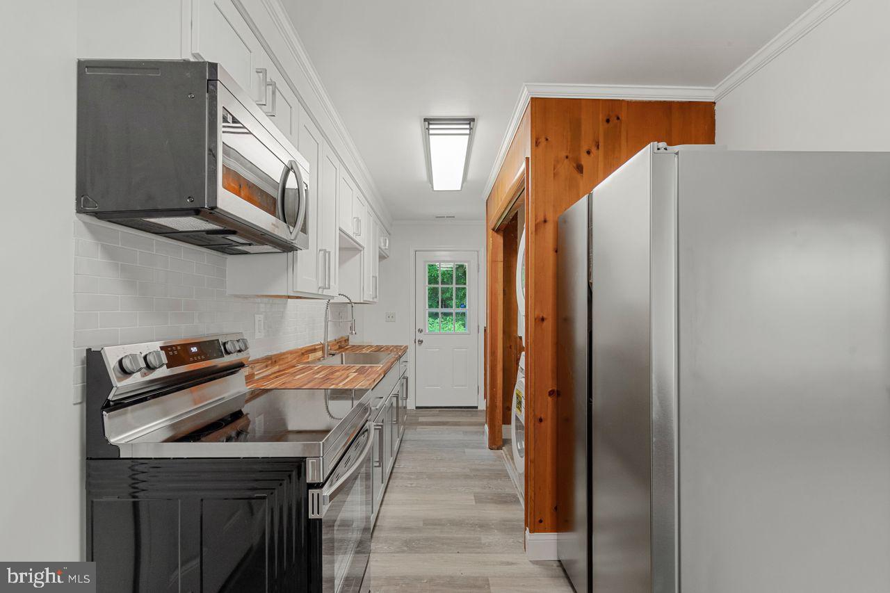 OVERBROOK MANOR - Residential