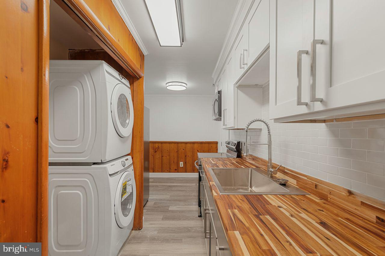 OVERBROOK MANOR - Residential