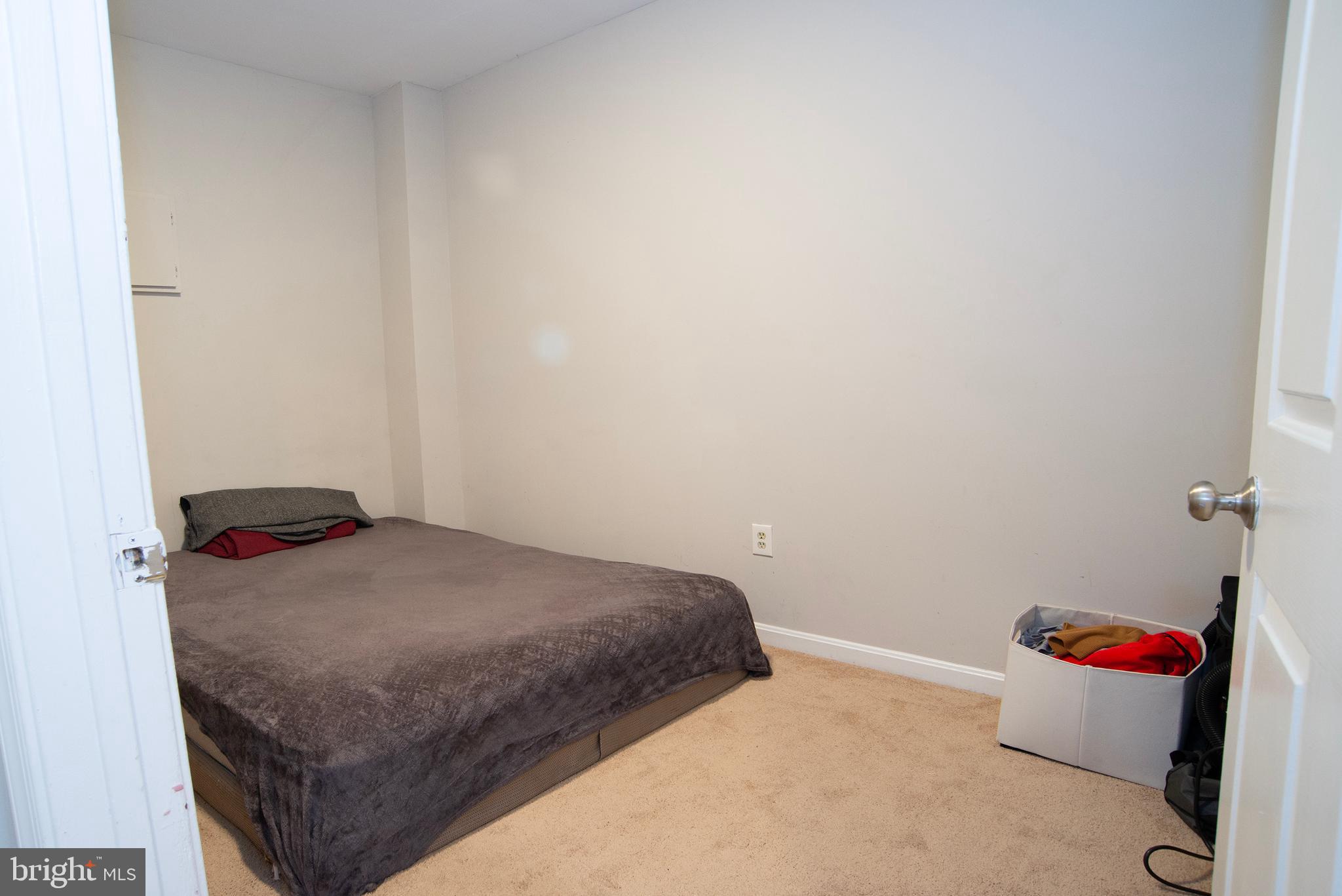 SALEM STATION - Residential