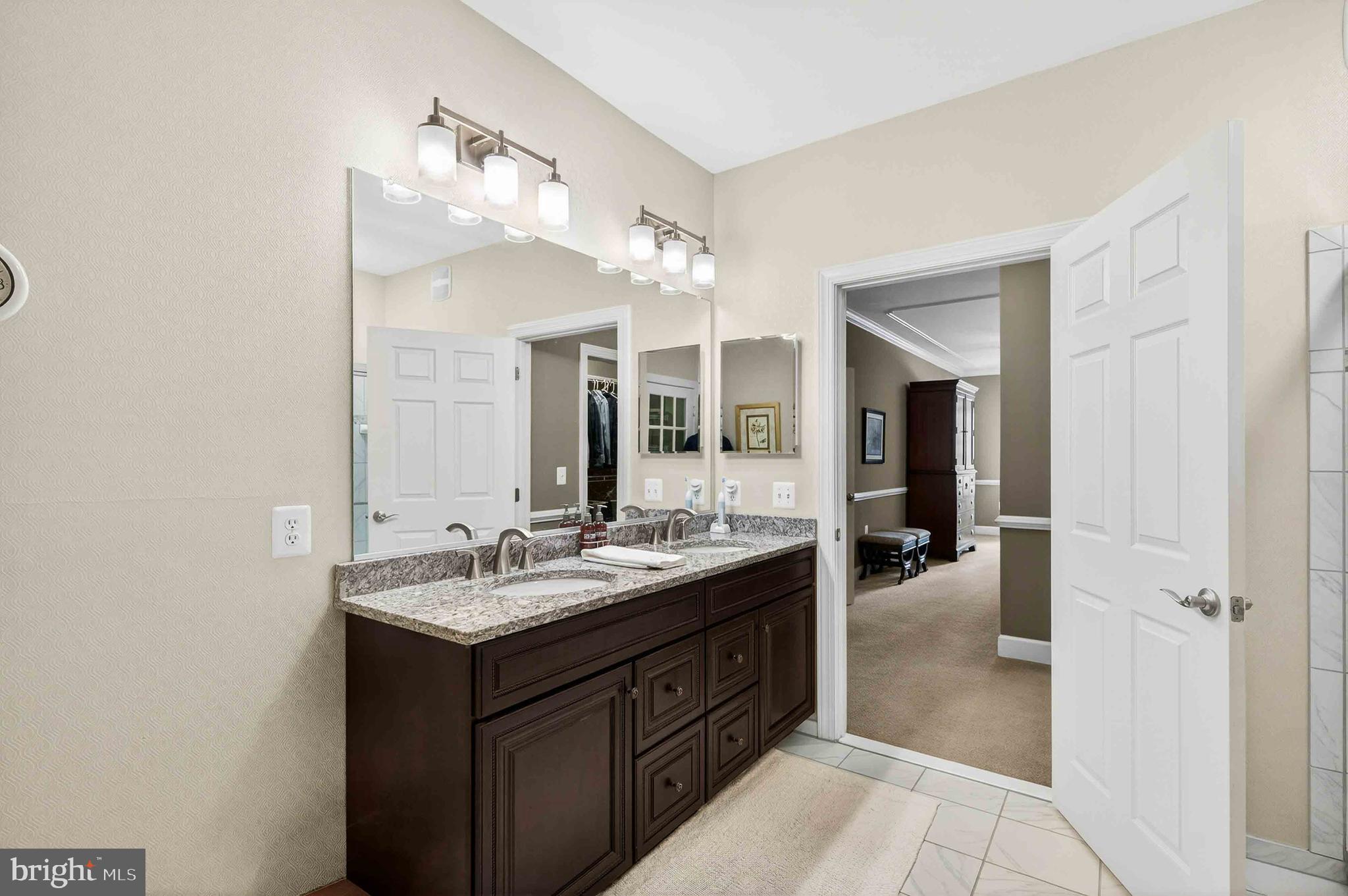 REGENCY AT DOMINION VALLEY - Residential