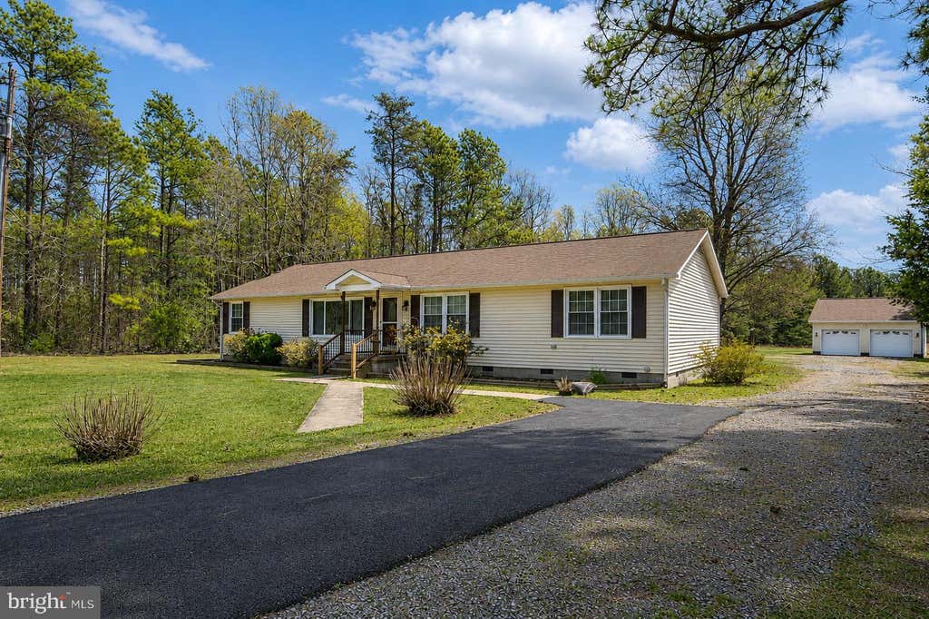 Photo of 17250 Stoney Knoll Road, KING GEORGE, VA 22485 (MLS # VAKG2008544)
