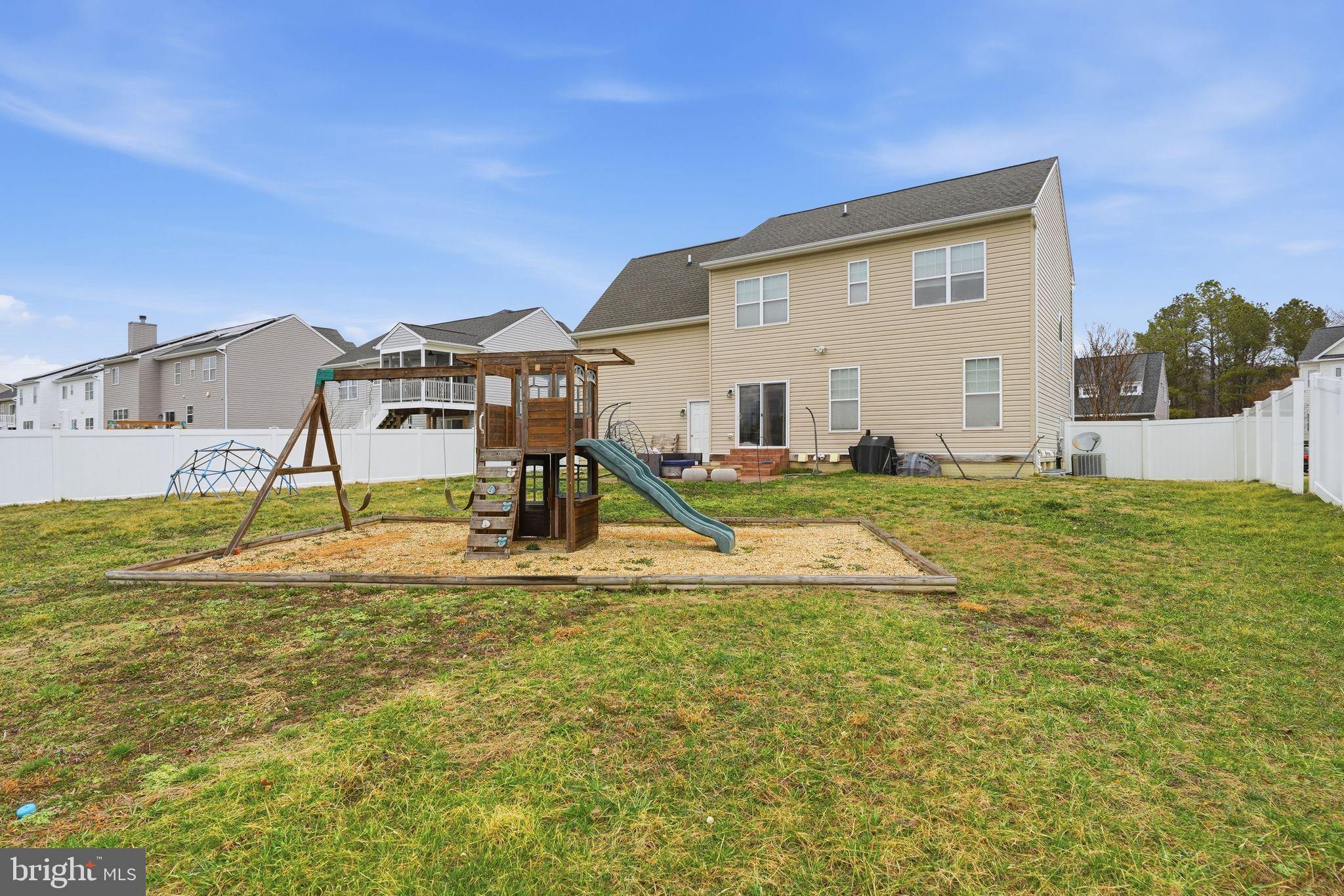 ELIZABETH HILLS PHASE 1 - Residential