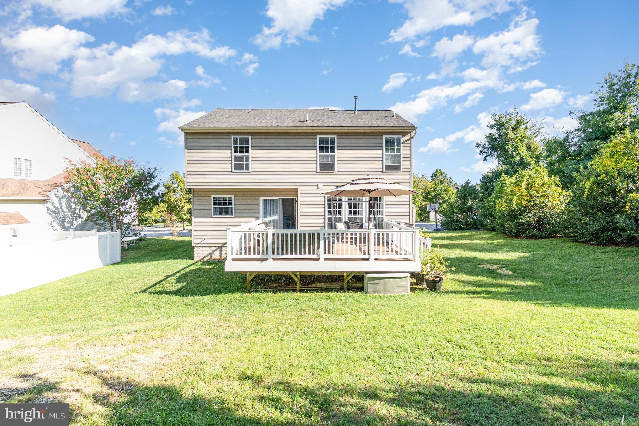 5827 DILLON JOHN COURT