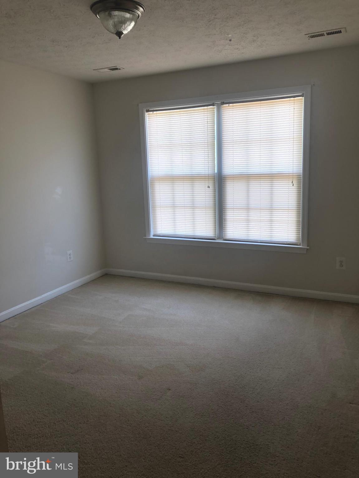 PORT AQUIA - Residential Lease