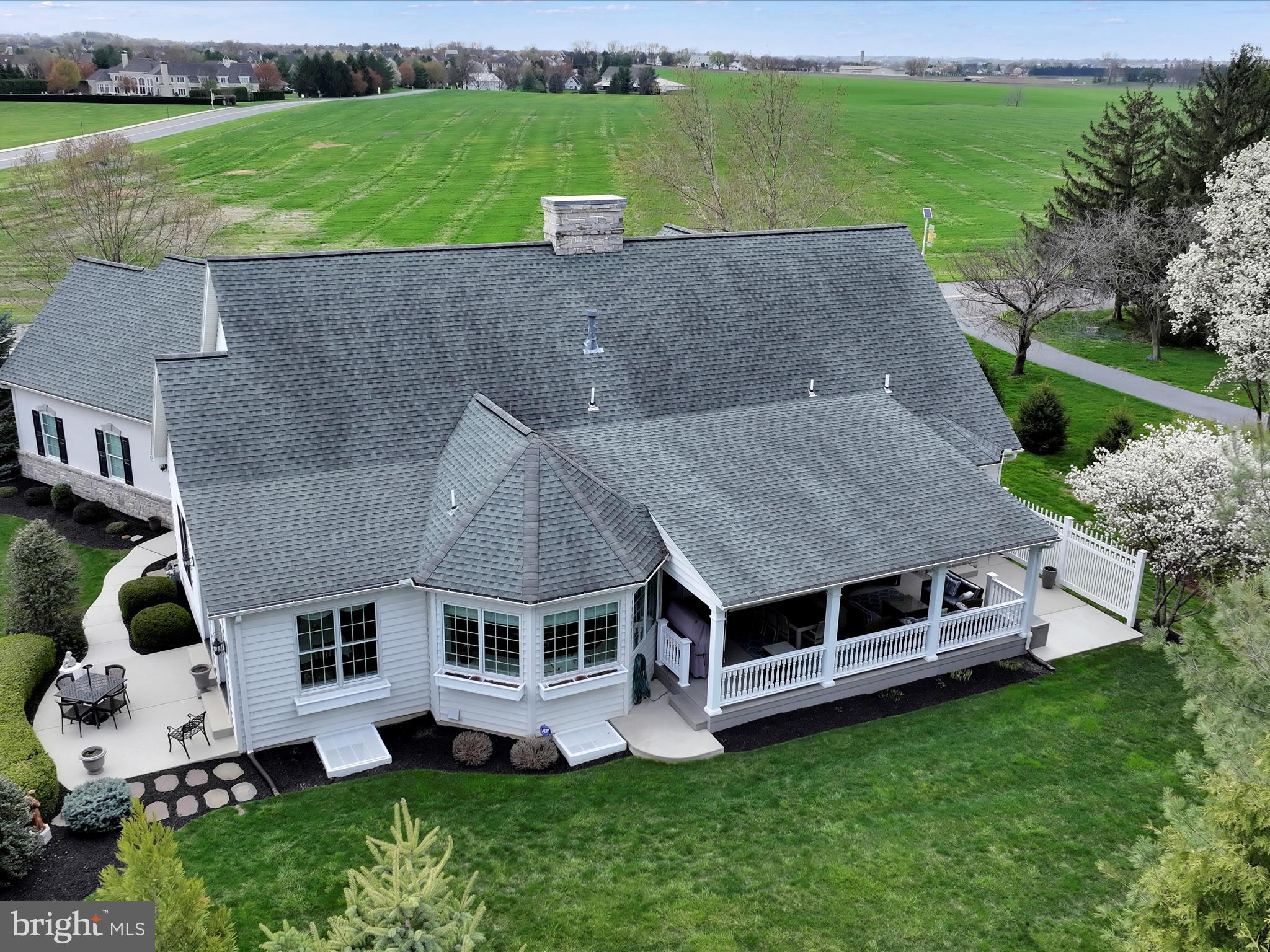 OLDE FIELD - Residential