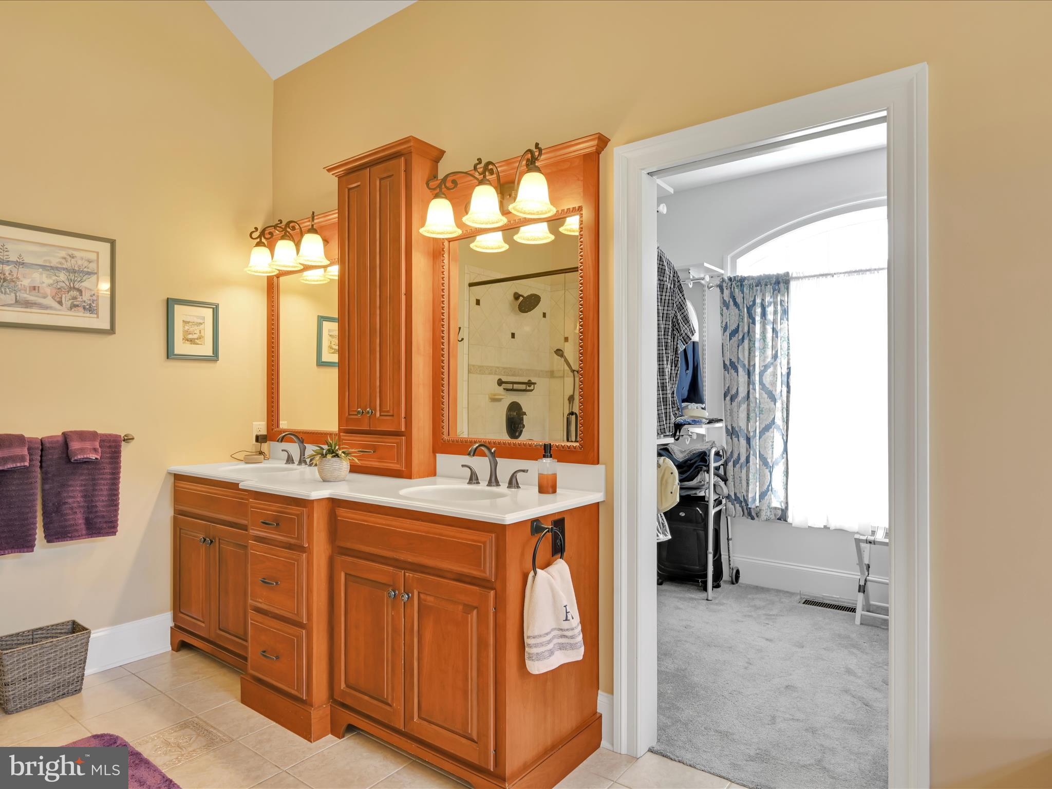 OLDE FIELD - Residential