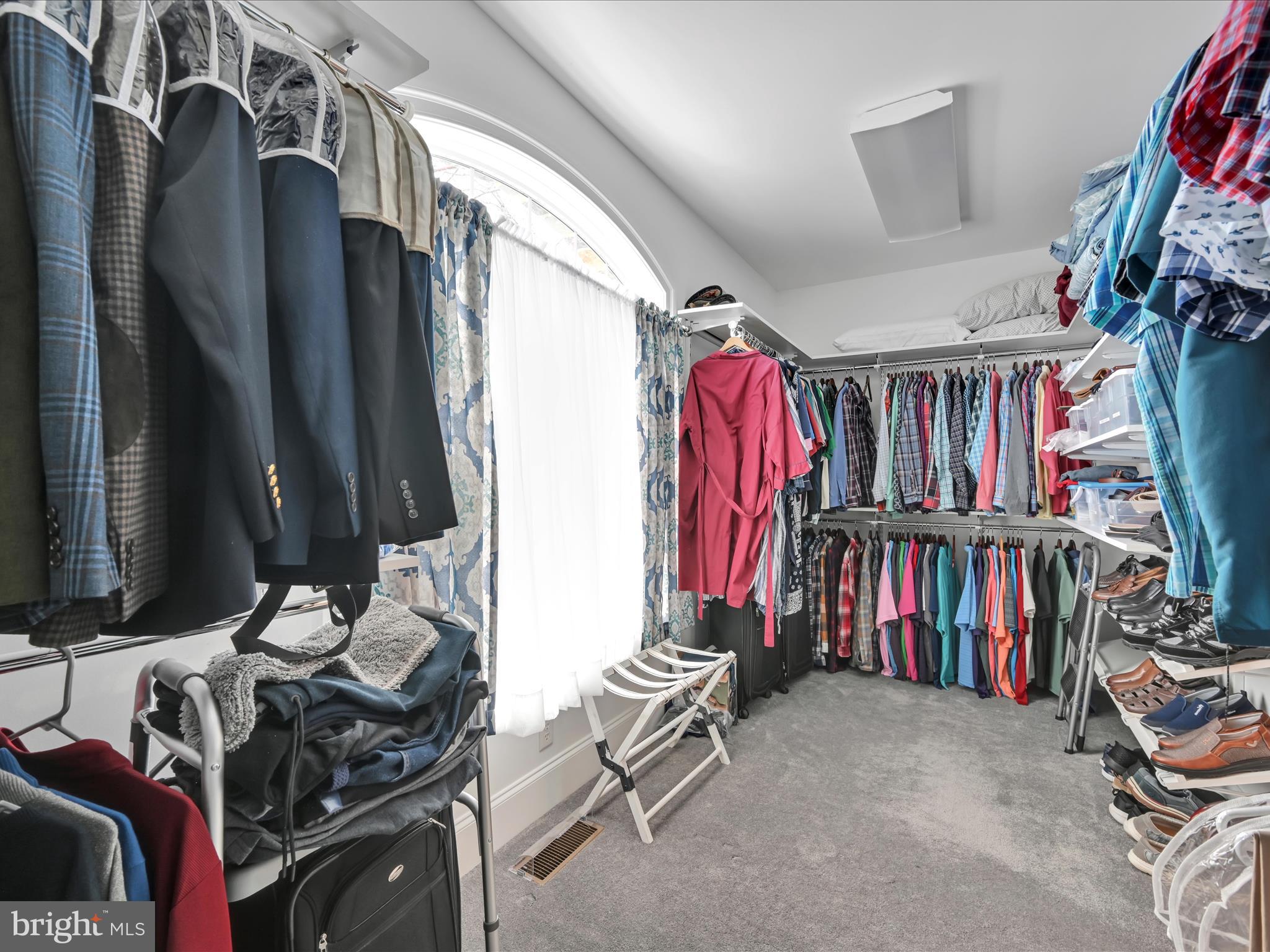 OLDE FIELD - Residential