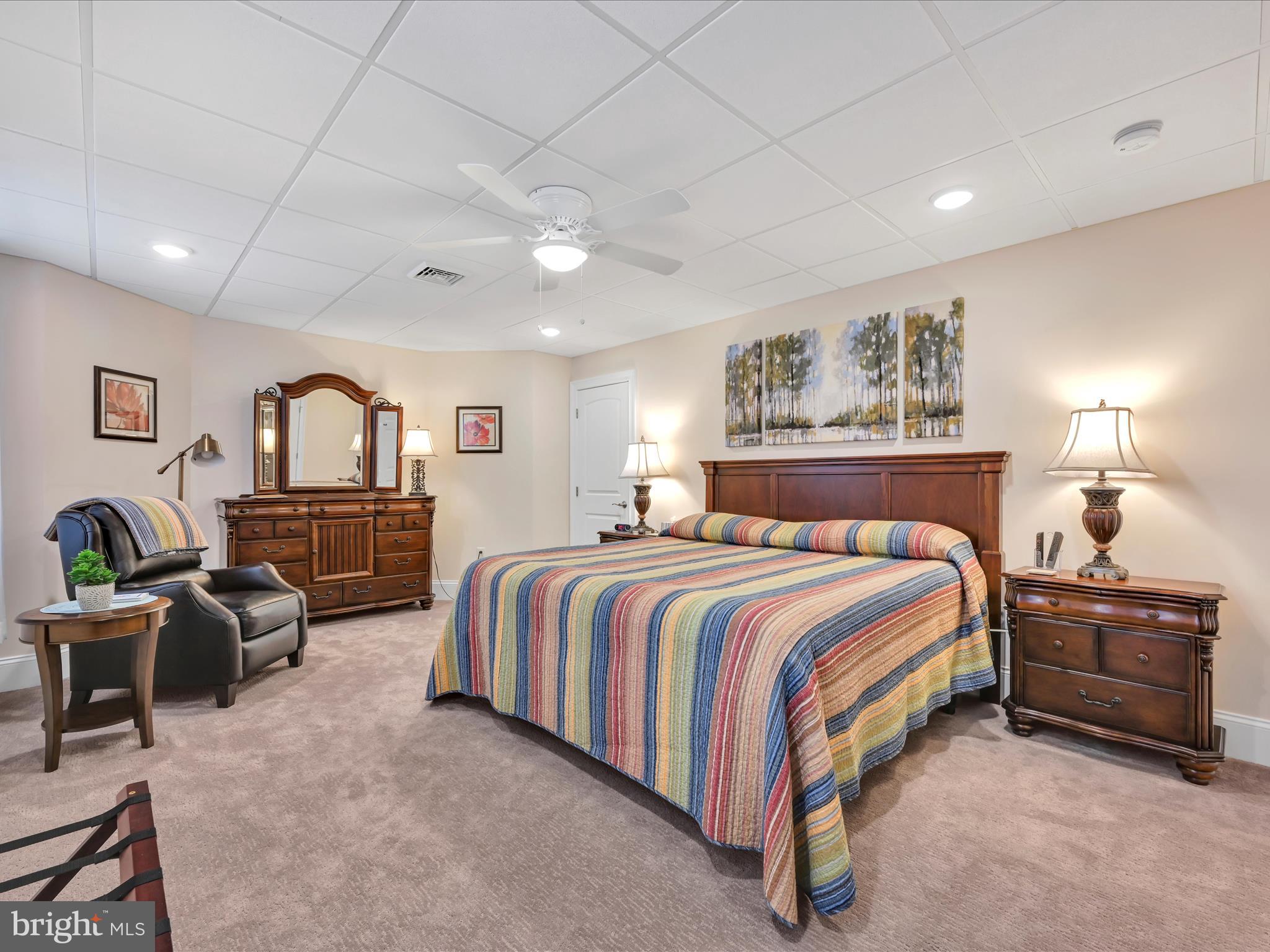 OLDE FIELD - Residential