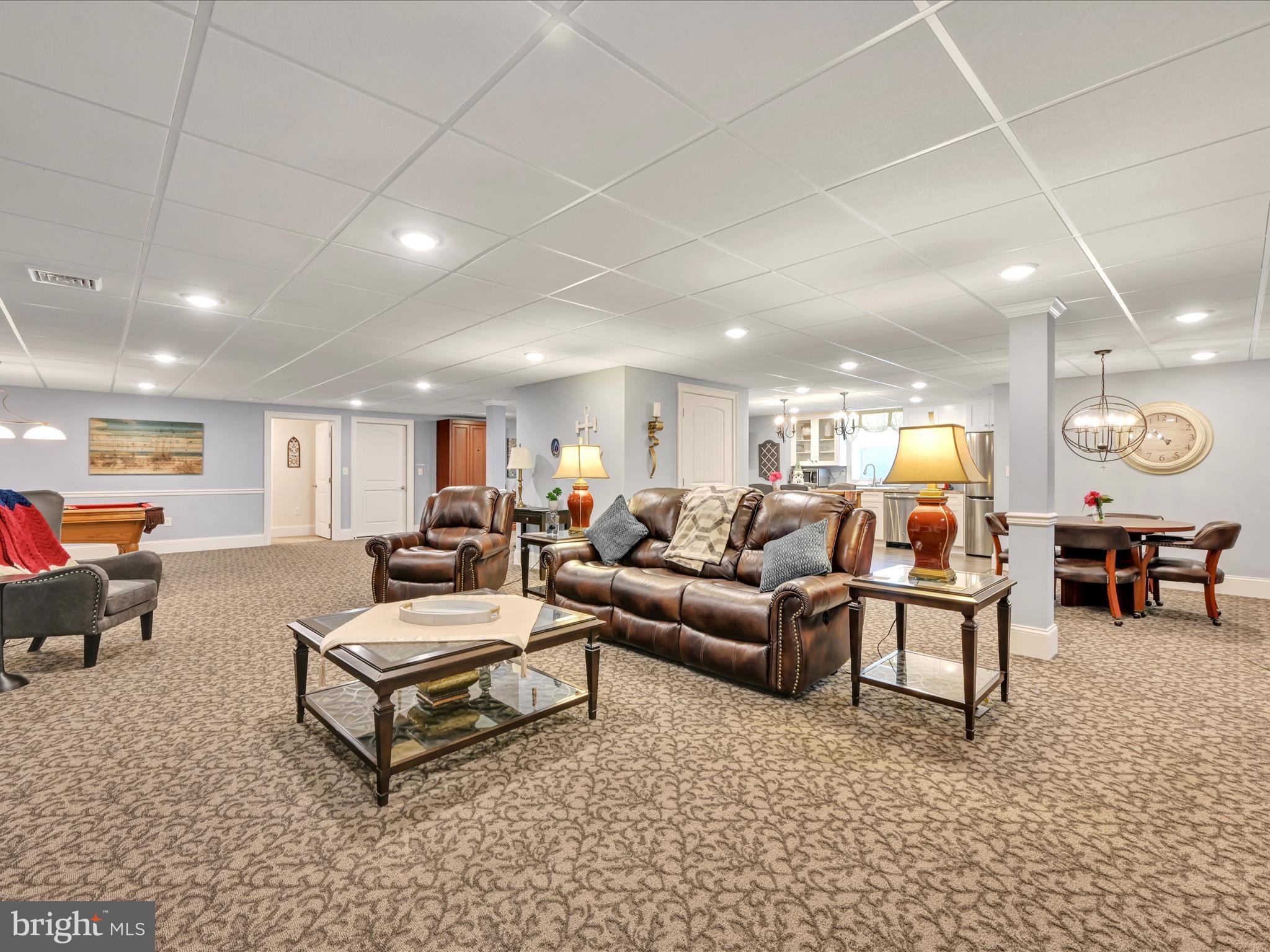 OLDE FIELD - Residential