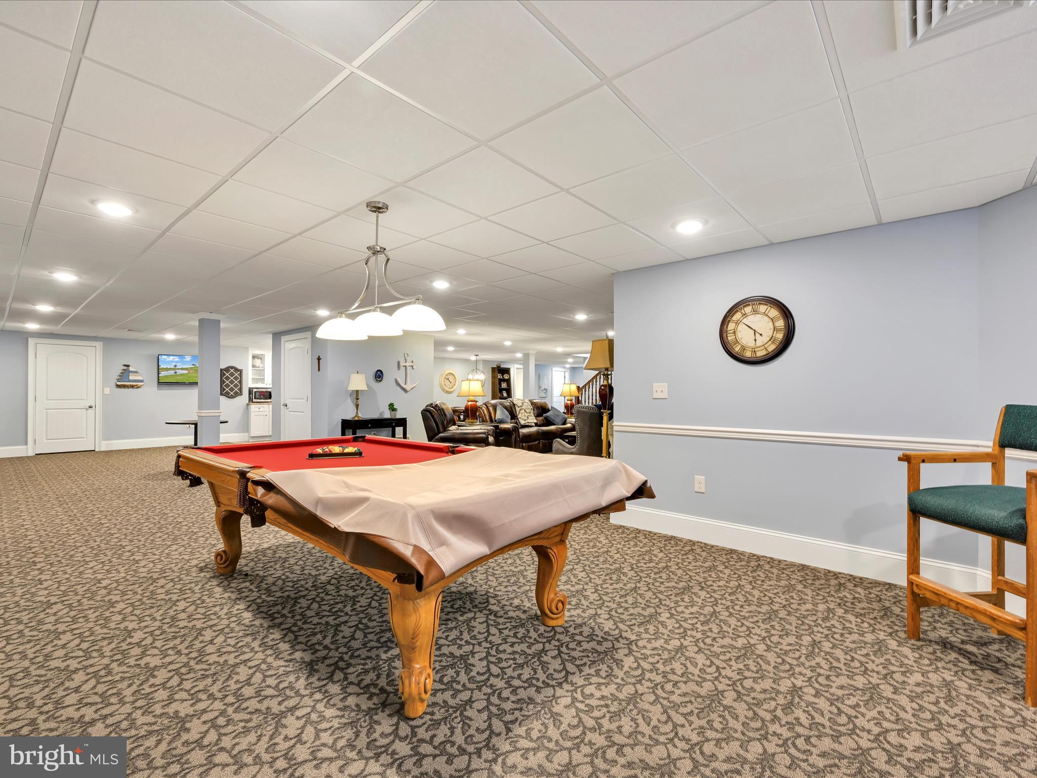 OLDE FIELD - Residential