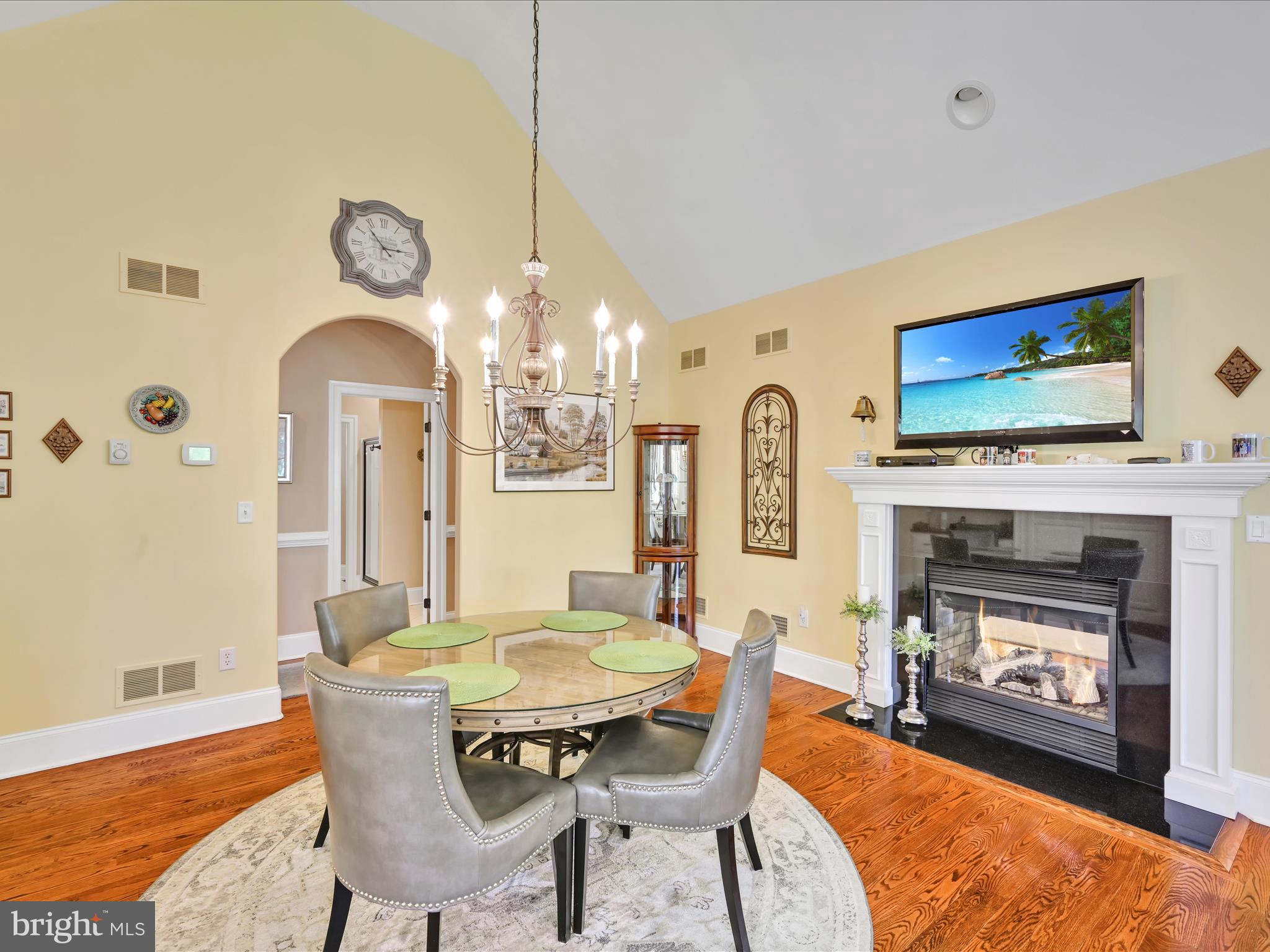 OLDE FIELD - Residential