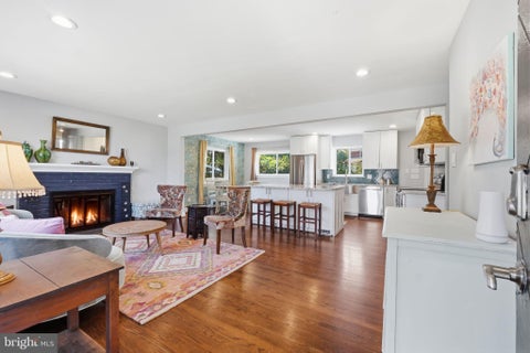 Photo of 5902 Erving Street, SPRINGFIELD, VA 22150 (MLS # VAFX2346276)