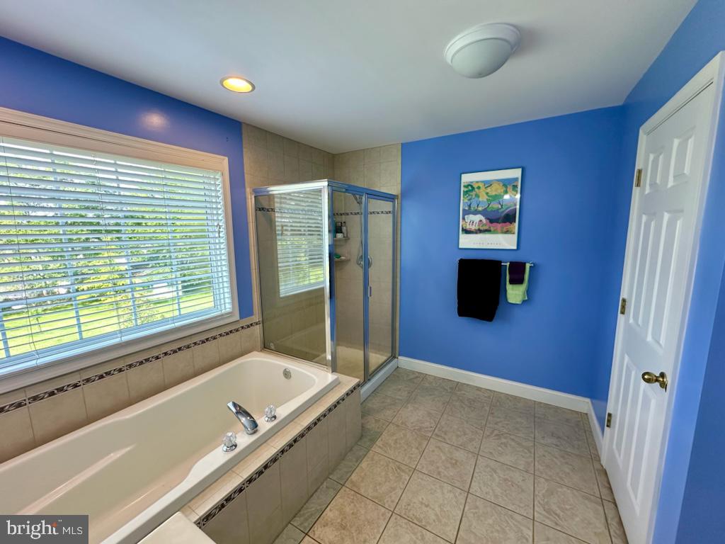 VILLAGES OF ELK NECK - Residential