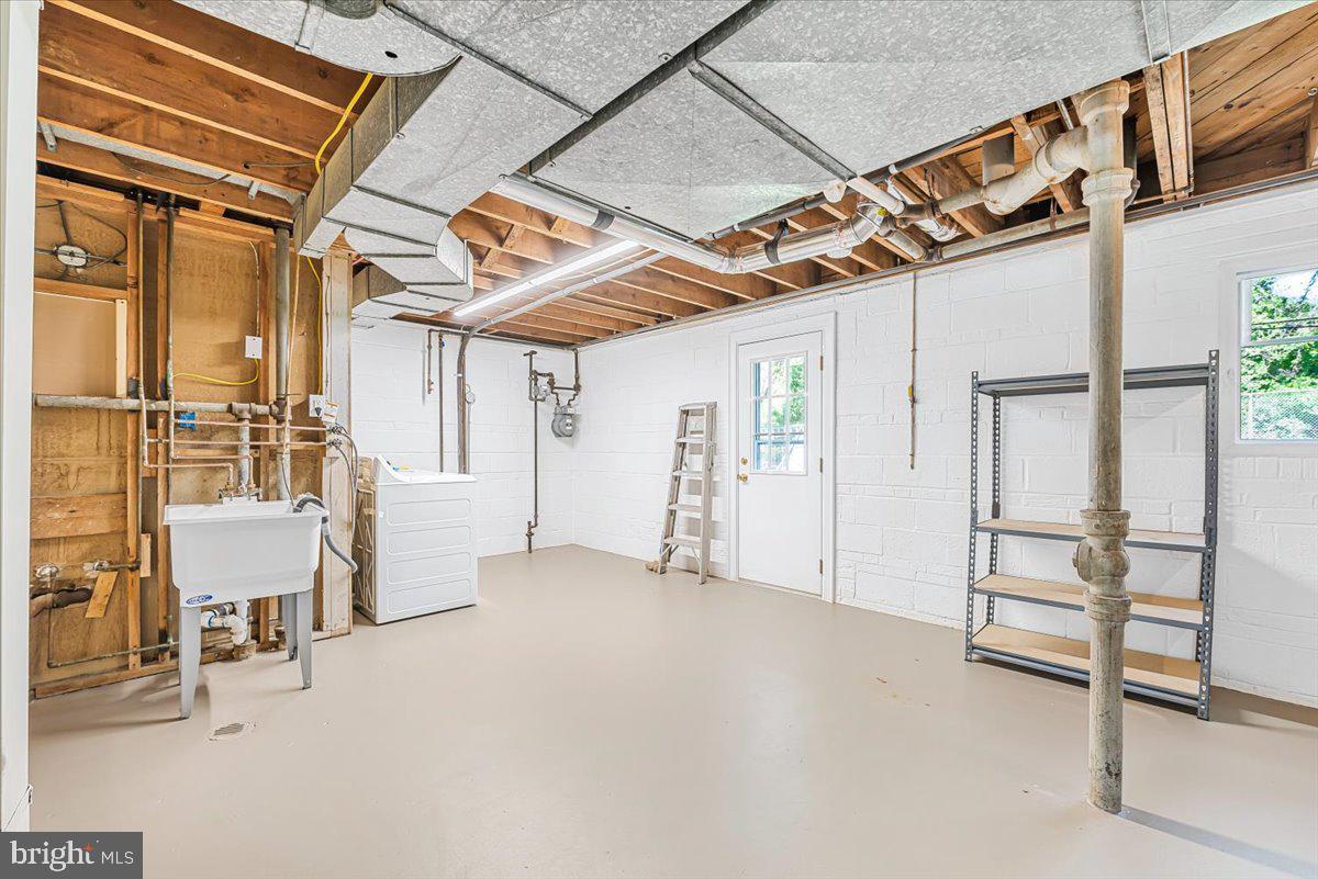 ASHBURTON - Residential Lease