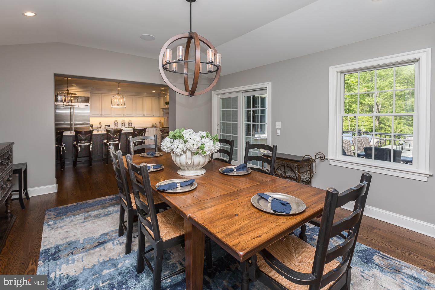 NEWTOWN SQ - Residential