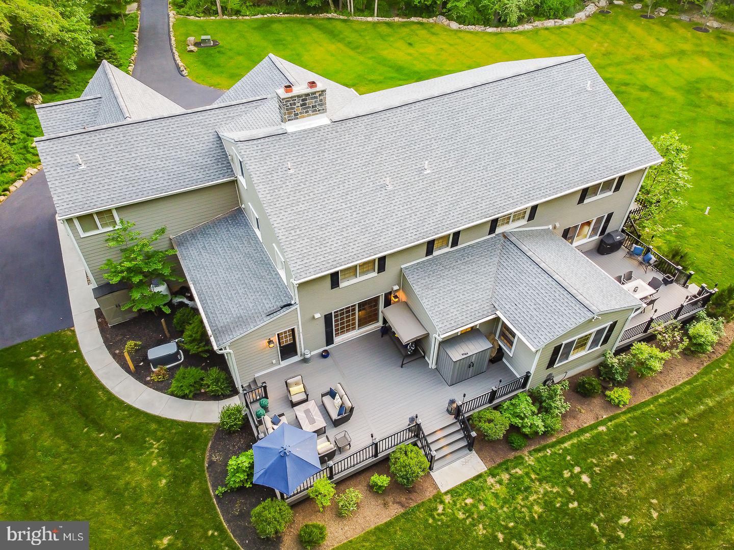 NEWTOWN SQ - Residential