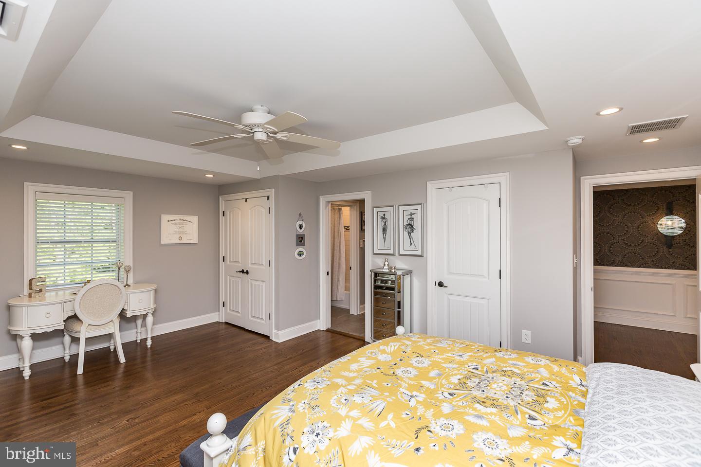 NEWTOWN SQ - Residential