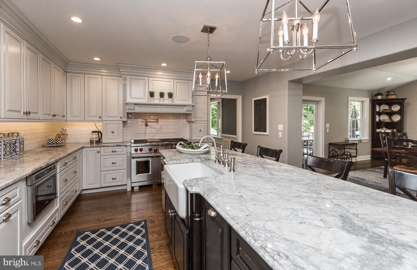 NEWTOWN SQ - Residential