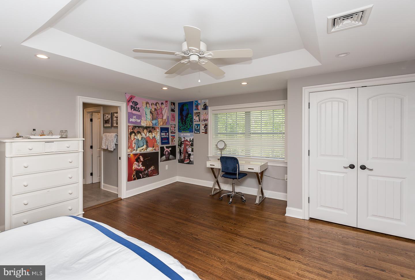 NEWTOWN SQ - Residential