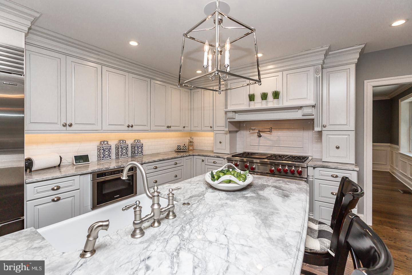 NEWTOWN SQ - Residential