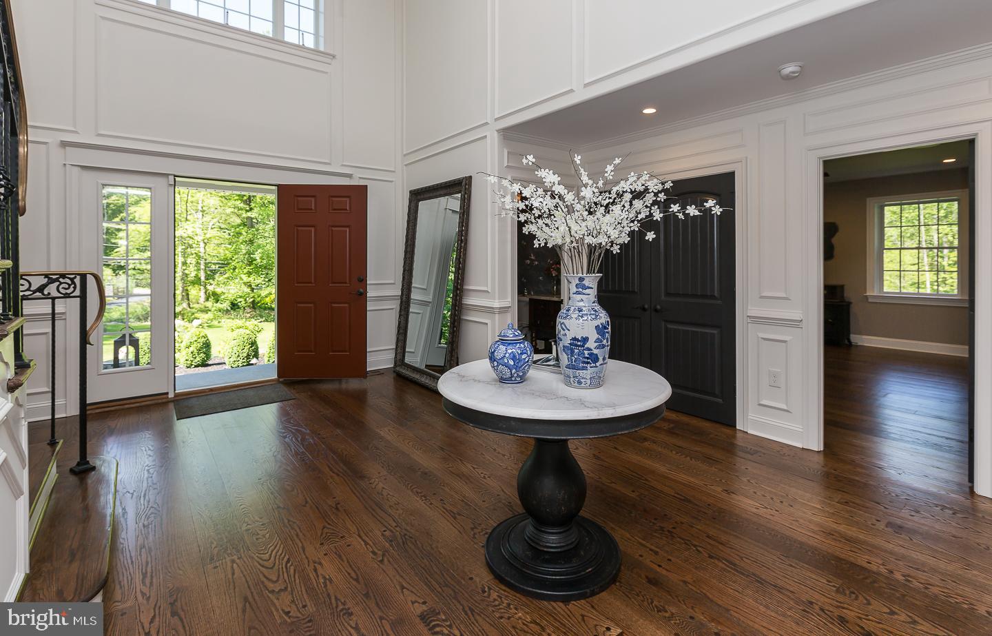 NEWTOWN SQ - Residential