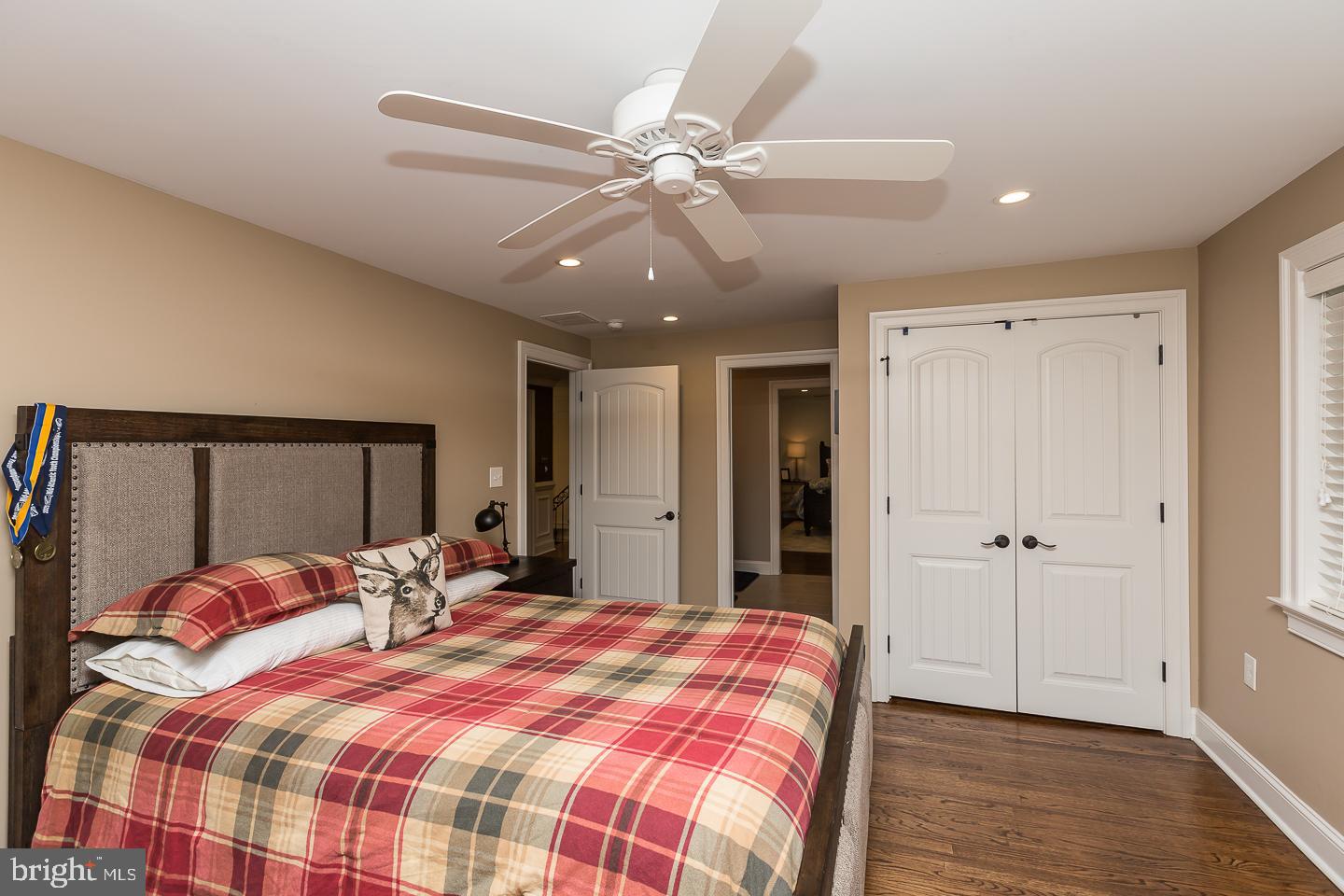 NEWTOWN SQ - Residential