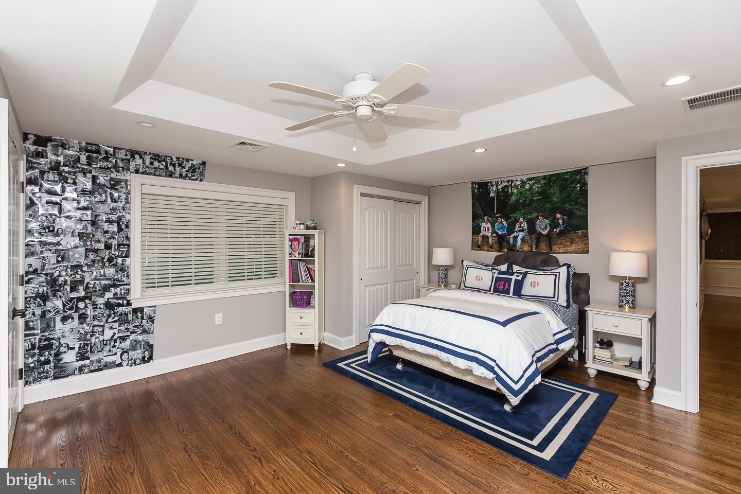 NEWTOWN SQ - Residential