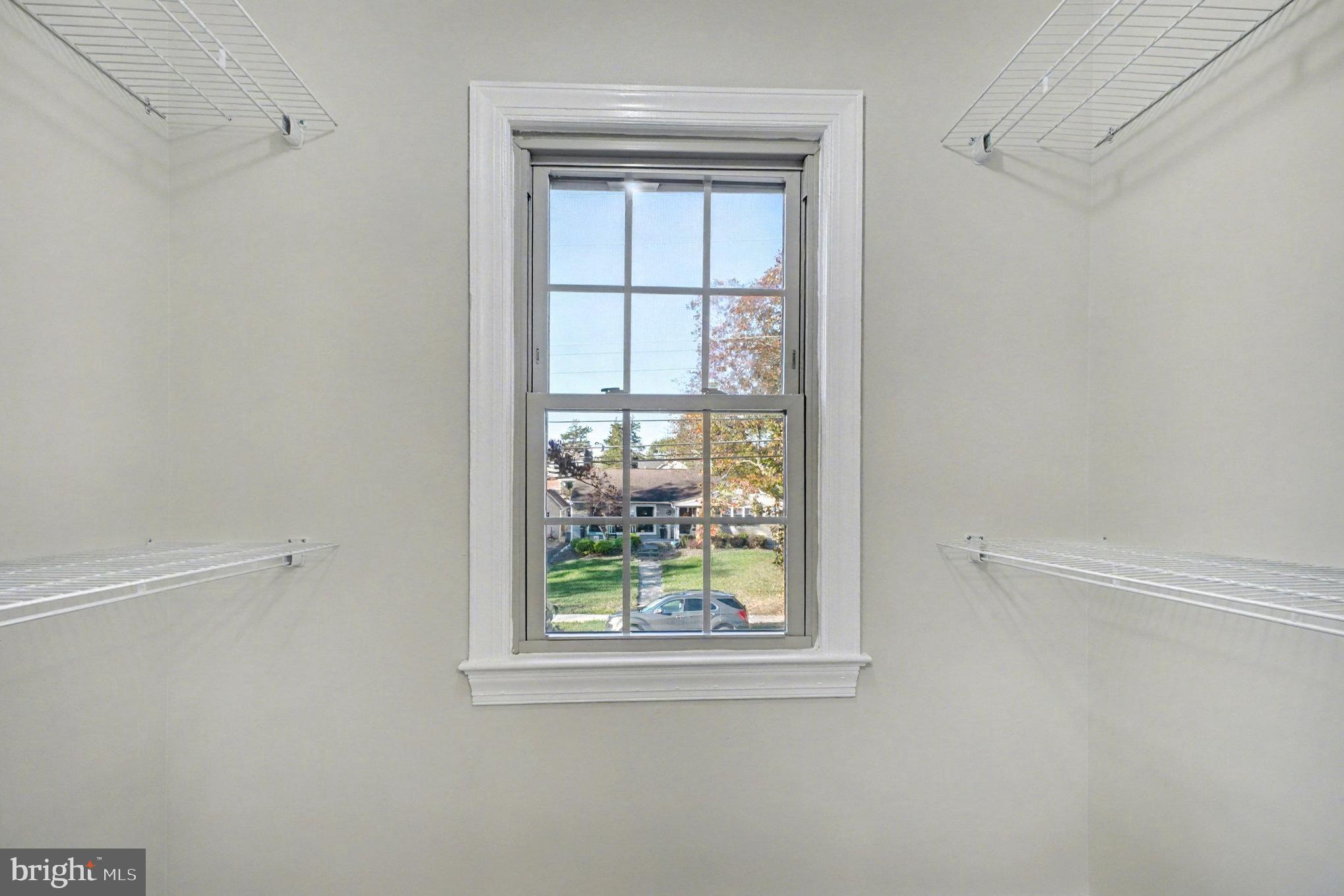 COLLEGE HILL TOWNHOMES - Residential